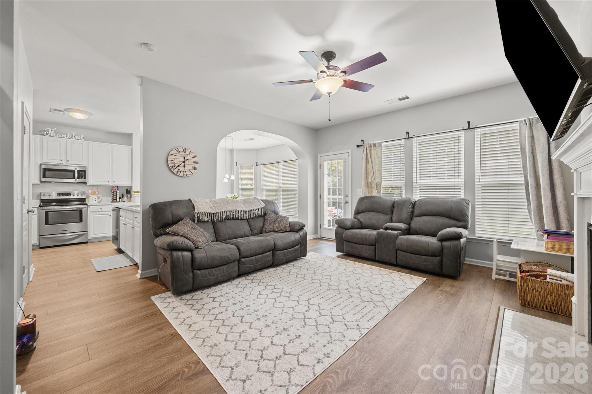 10216 Old Carolina Drive — photo