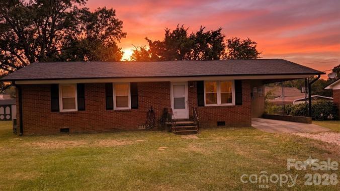 608 Catawba Street — photo