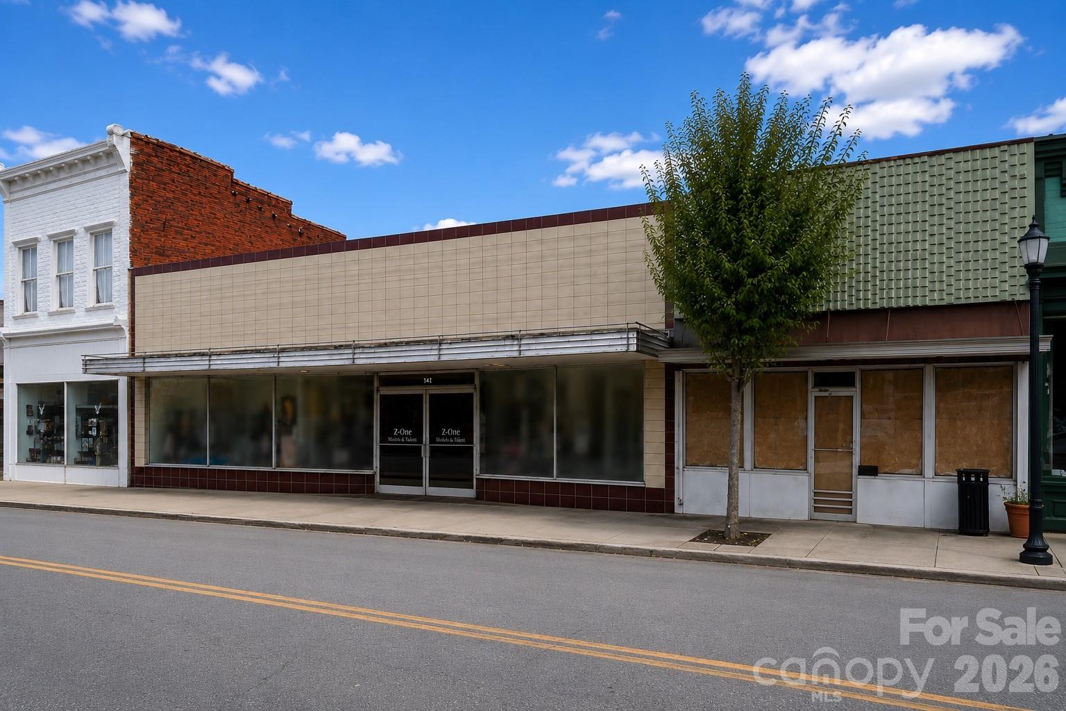 141 Gadsden Street — photo