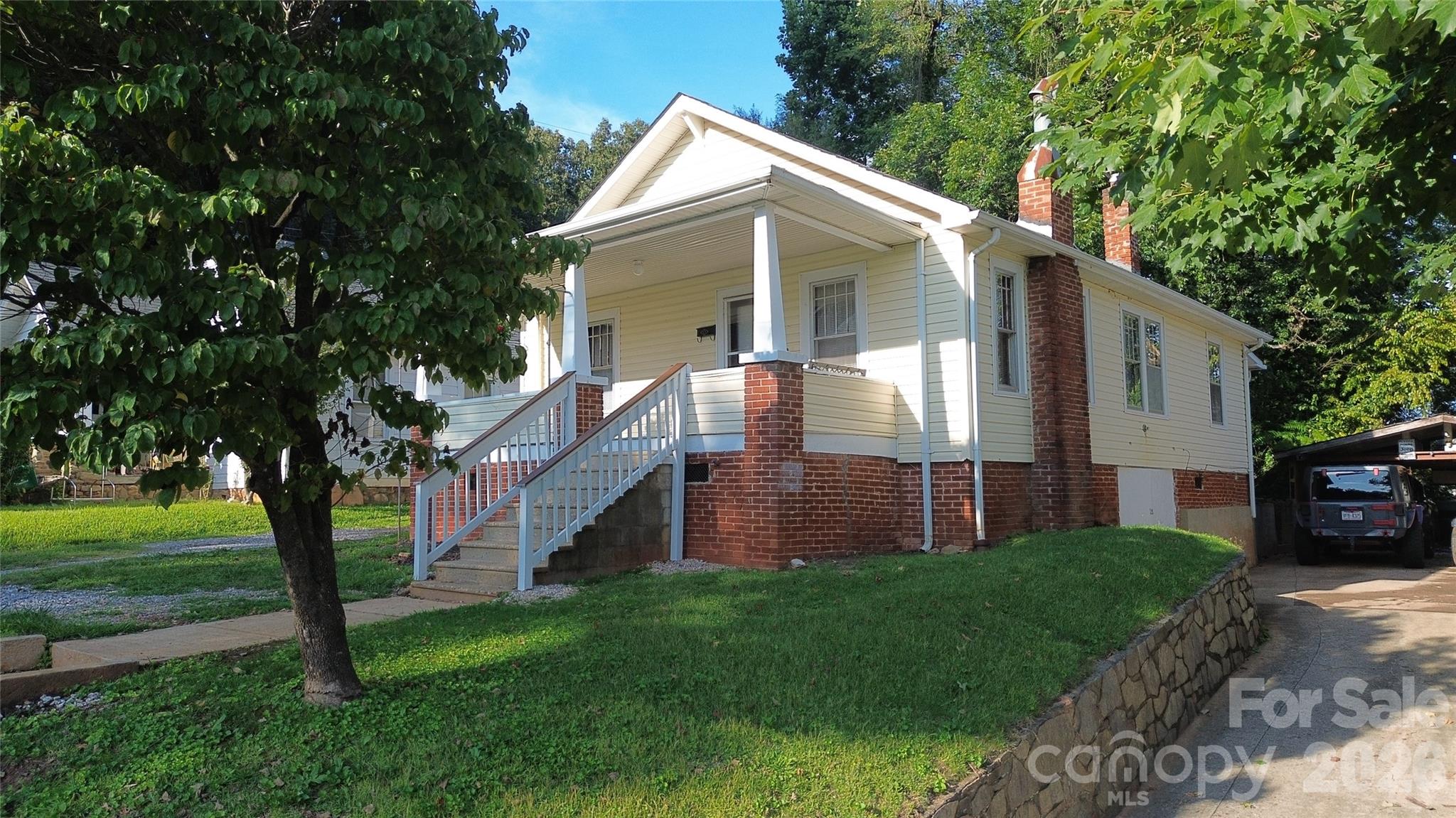 44 Ellis Street — photo