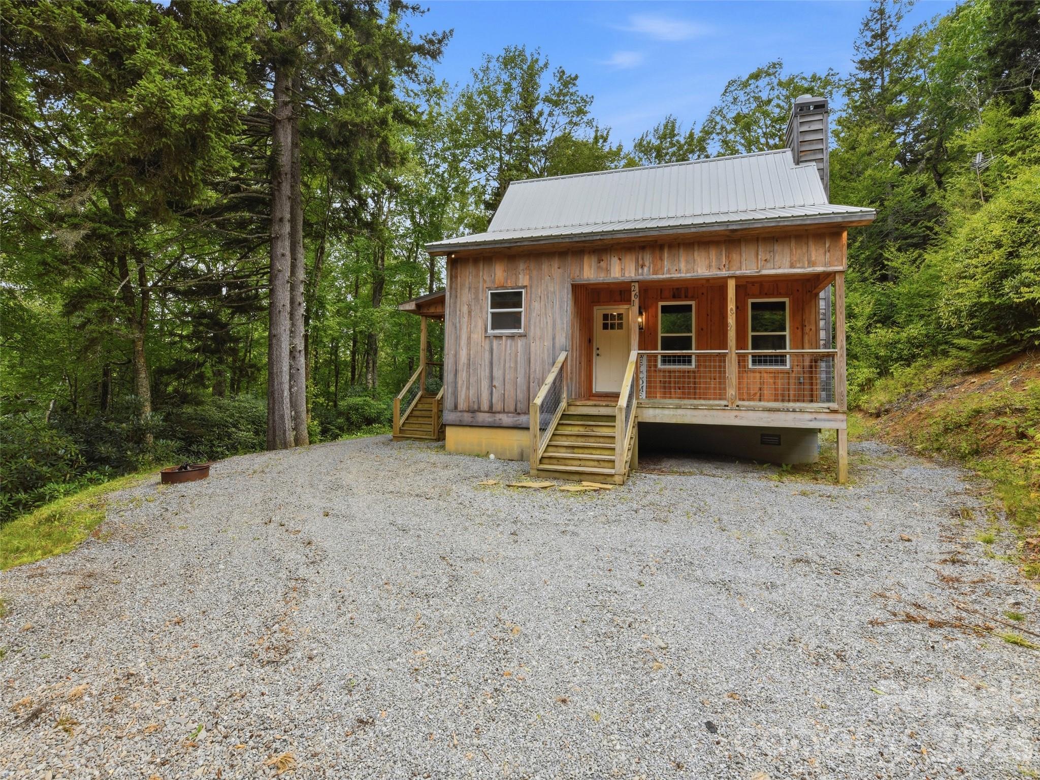 261 Yonah Drive — photo