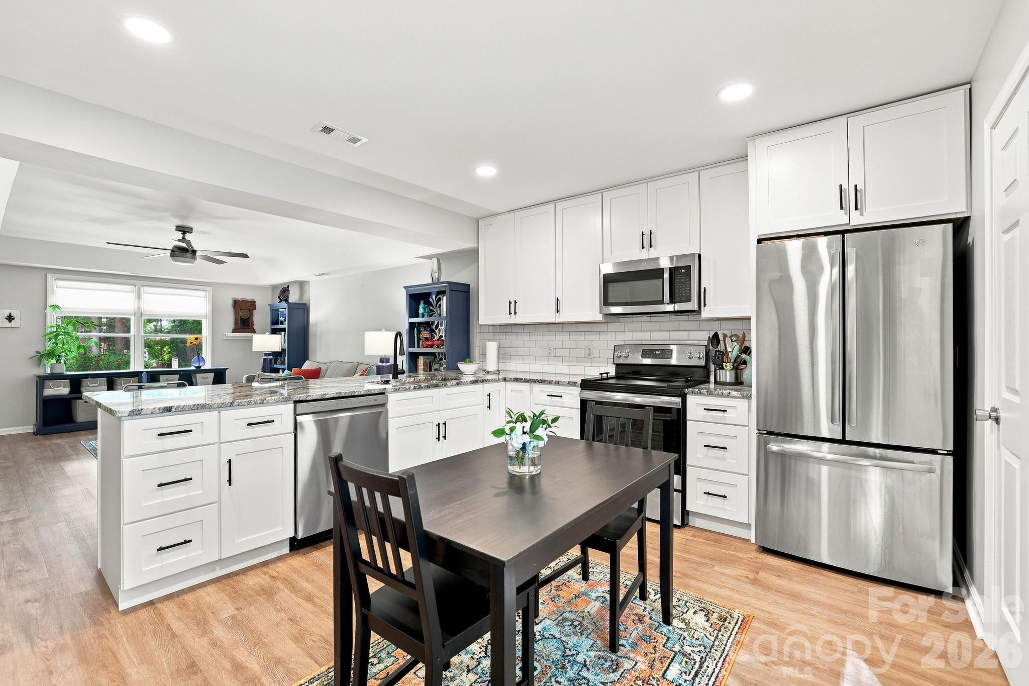 112 Joshua Case Court — photo