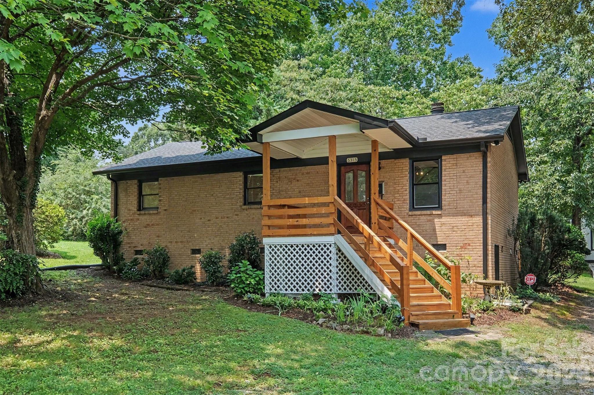 5315 Ruth Drive — photo