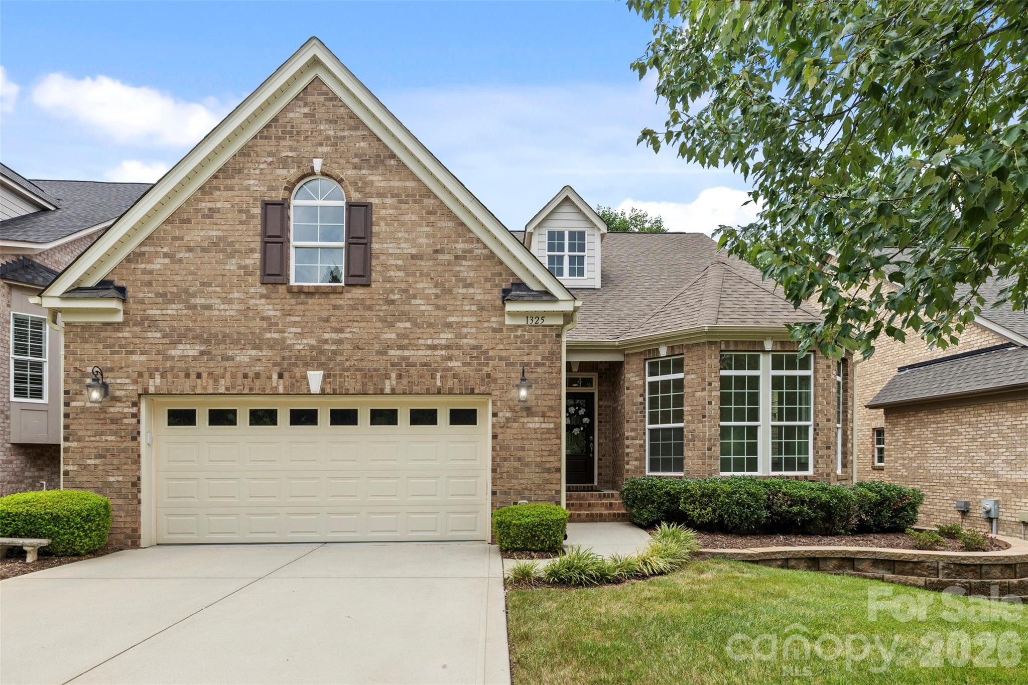 1325 Winged Foot Drive — photo