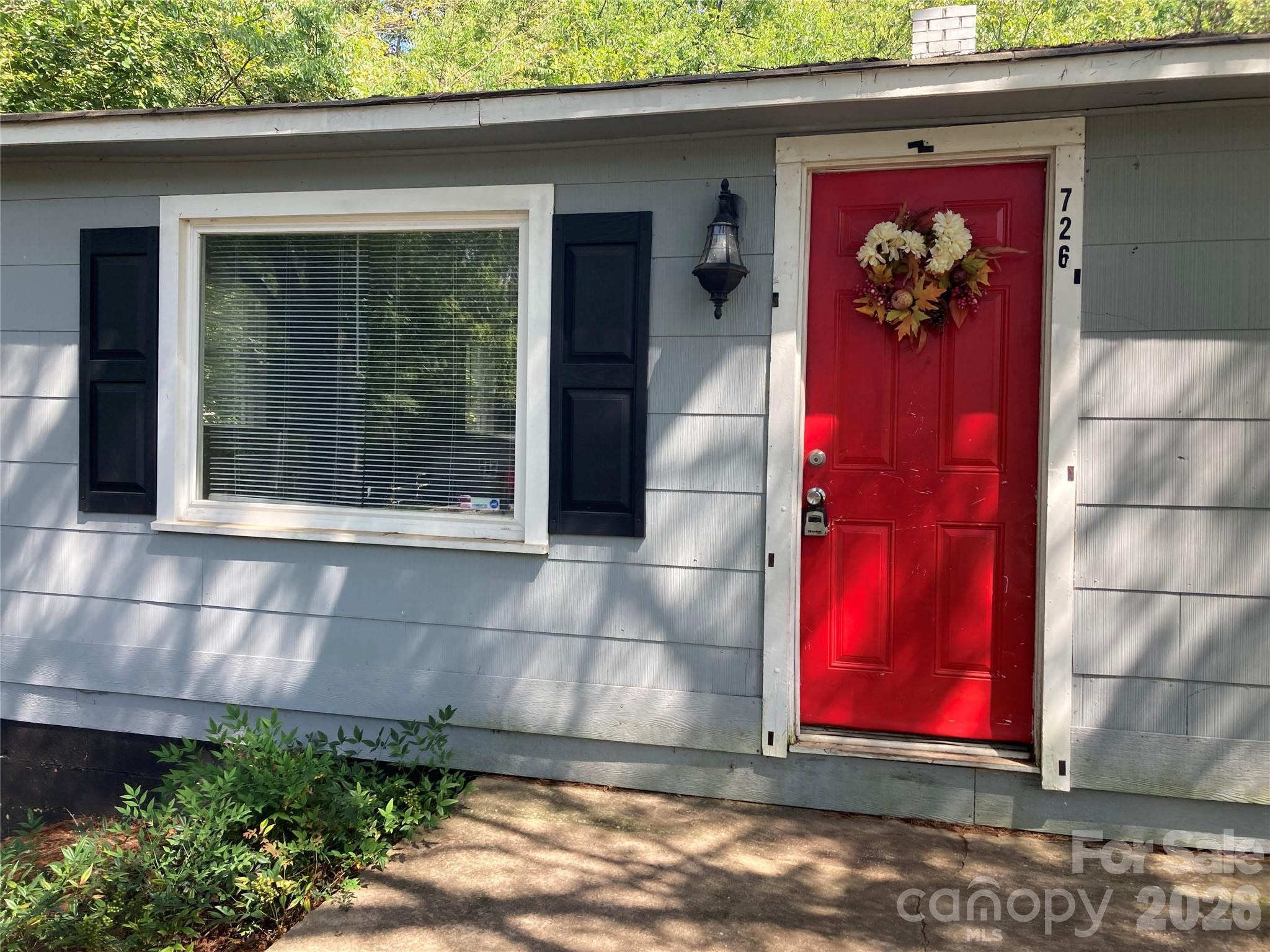 726 Grace Street — photo