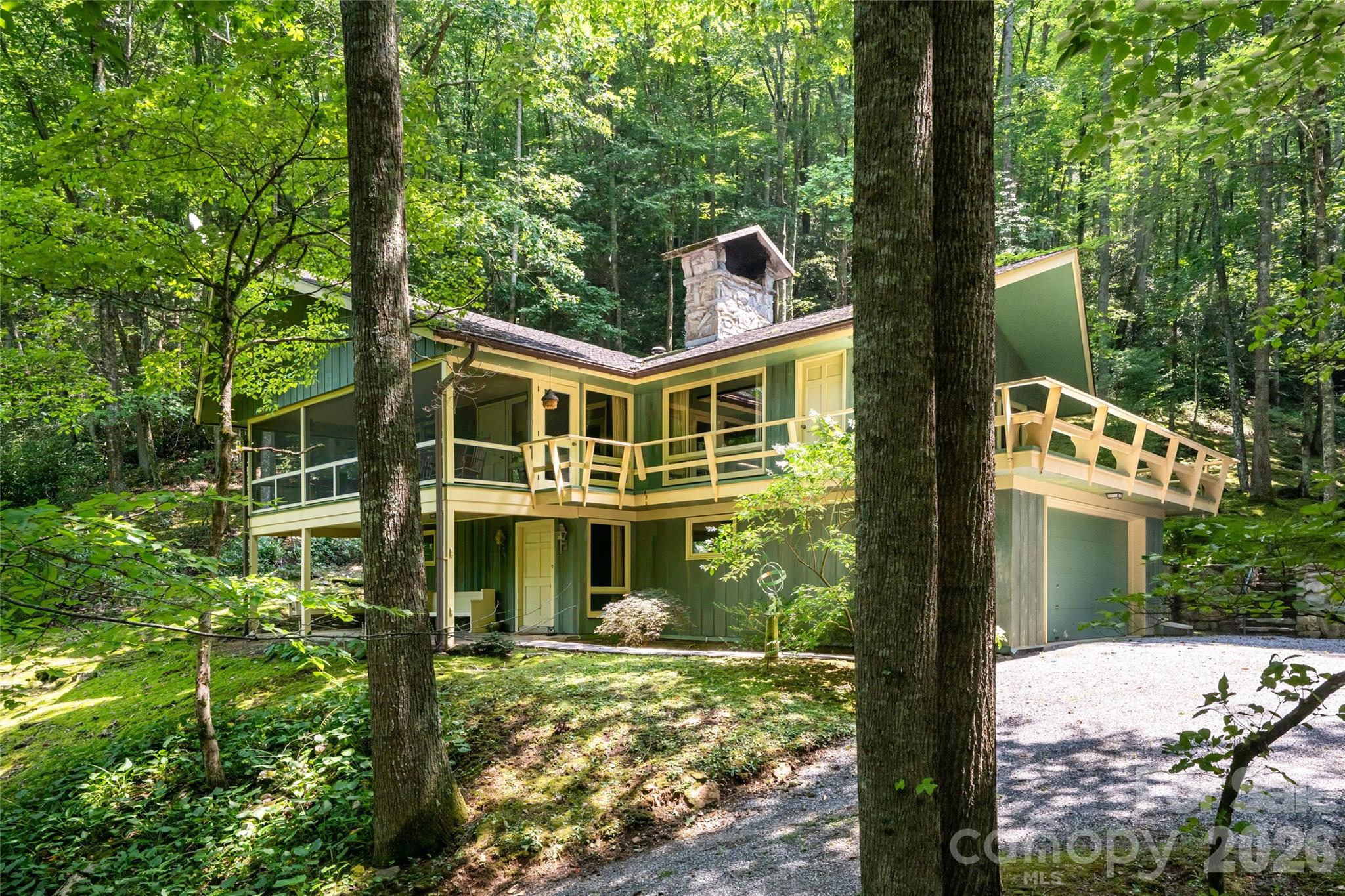 511 Mcclure Creek Road — photo