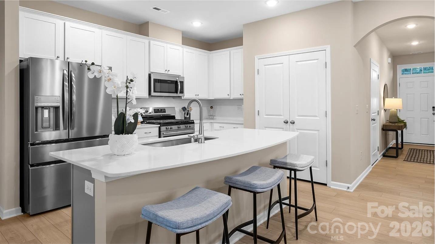 1240 Nighthawk Way 307 — photo