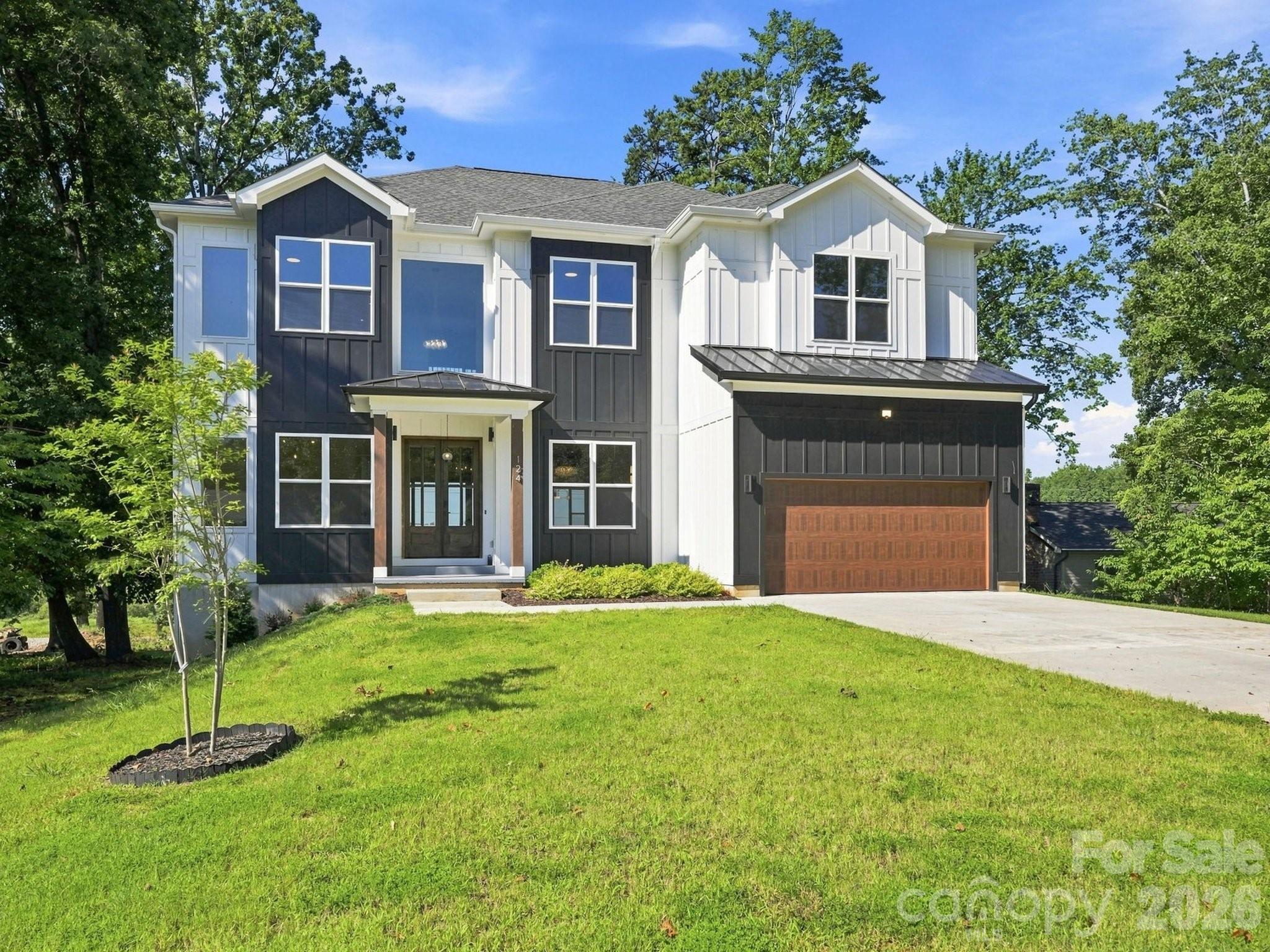 124 Clipper Lane — photo