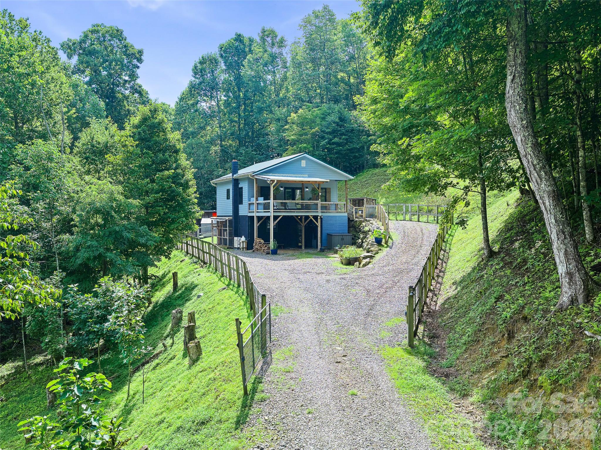 1523 Roaring Fork Road — photo