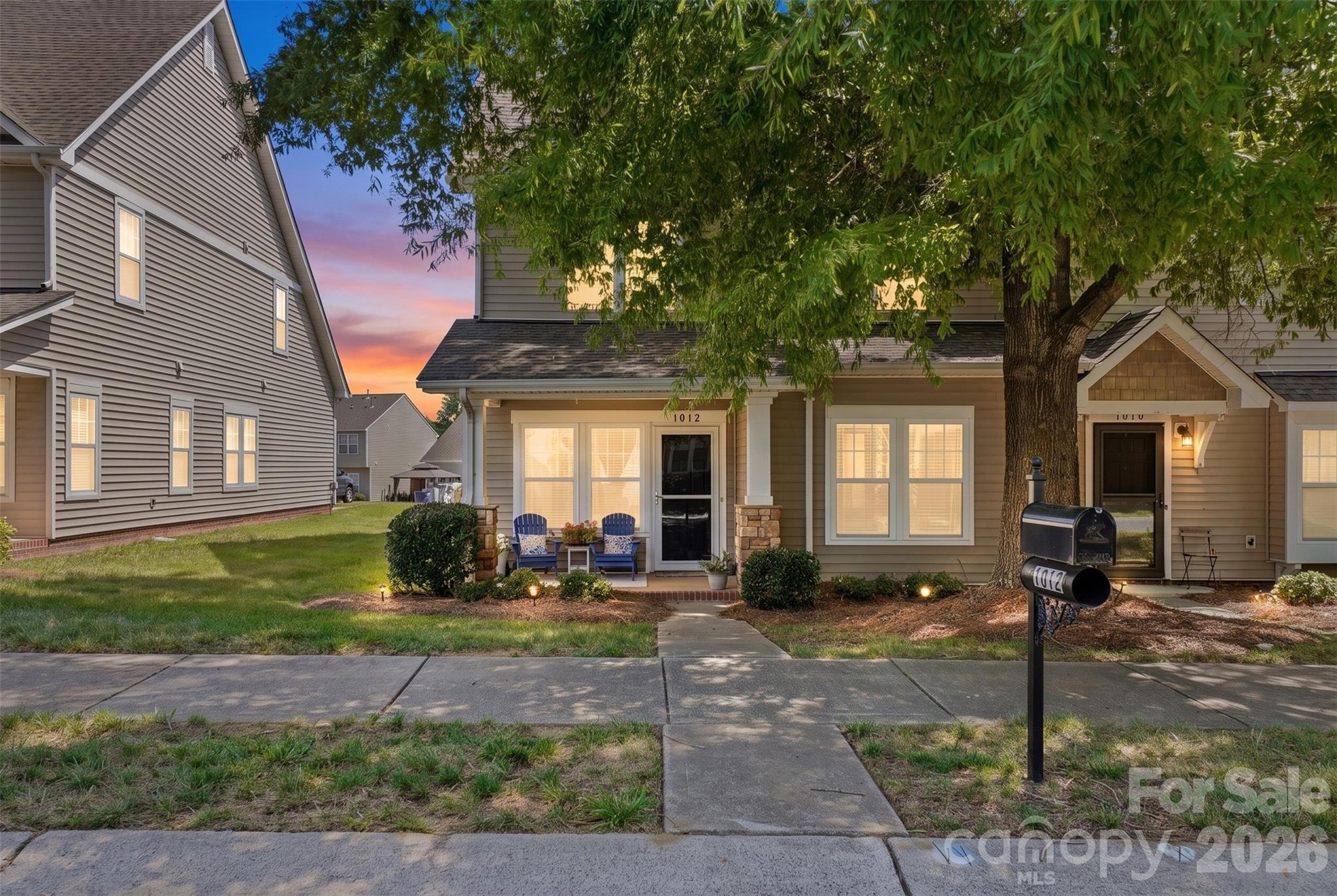 1012 Laparc Lane — photo