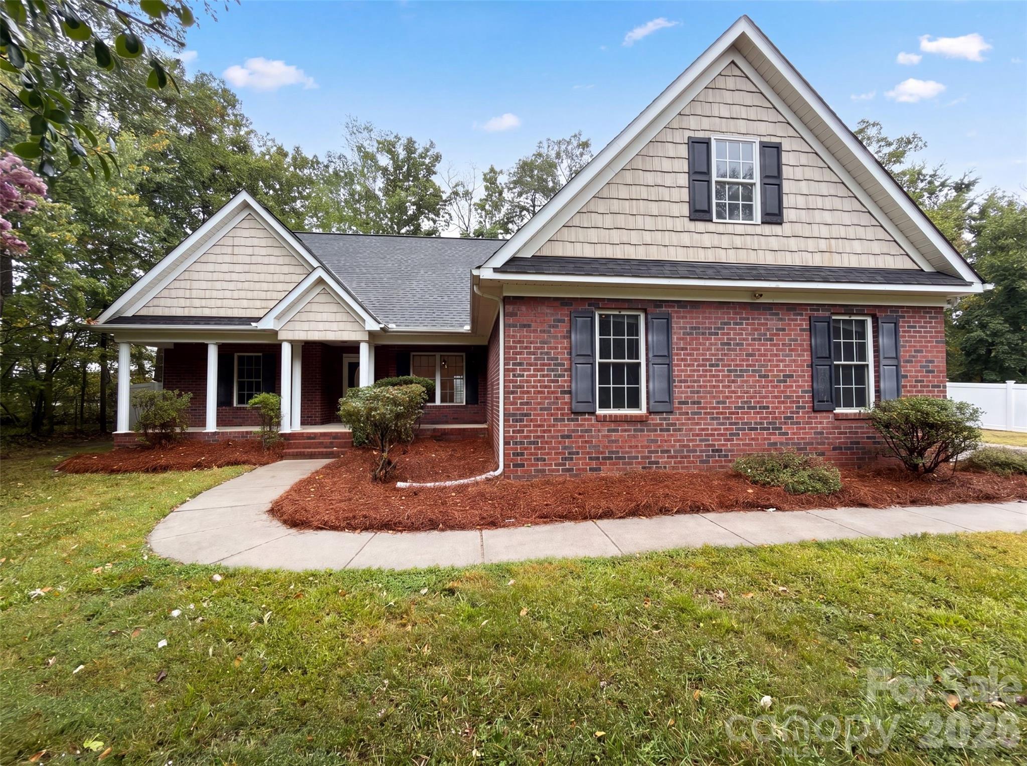2037 Olde Towne Drive — photo