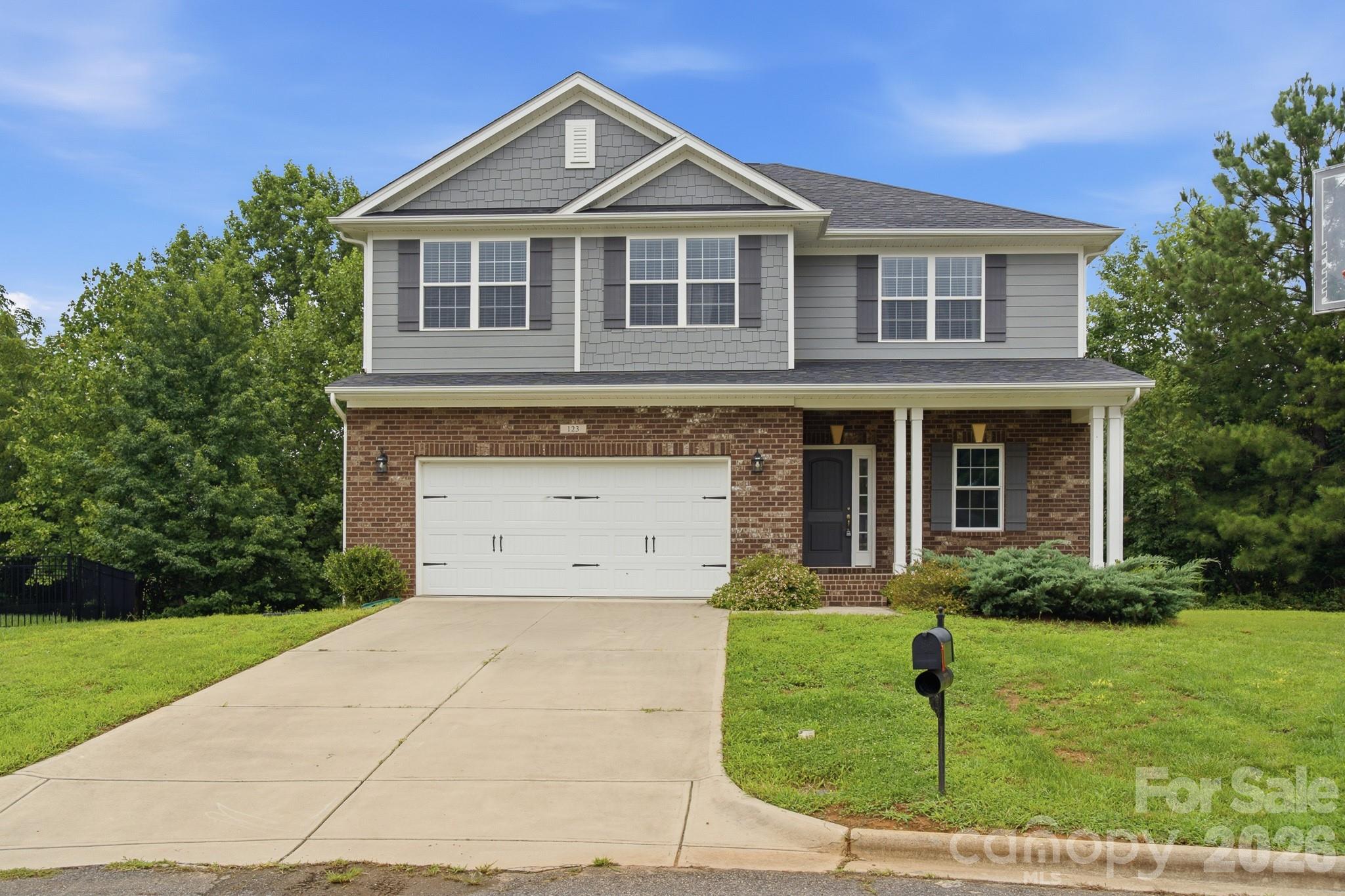 123 Bunker Hill Lane — photo