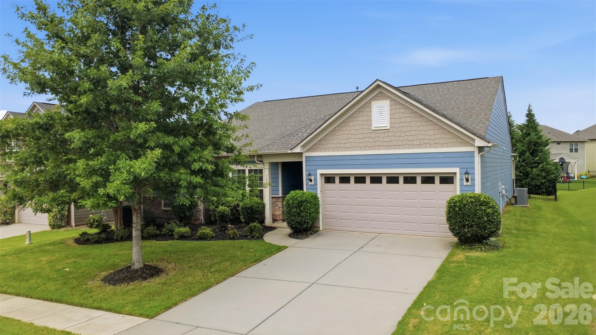 1030 Squire Drive — photo