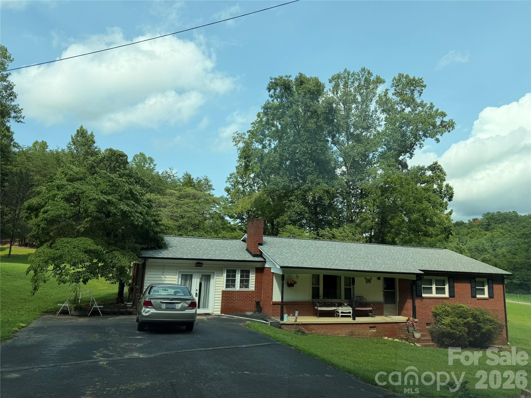 2314 Colonial Acres Road — photo