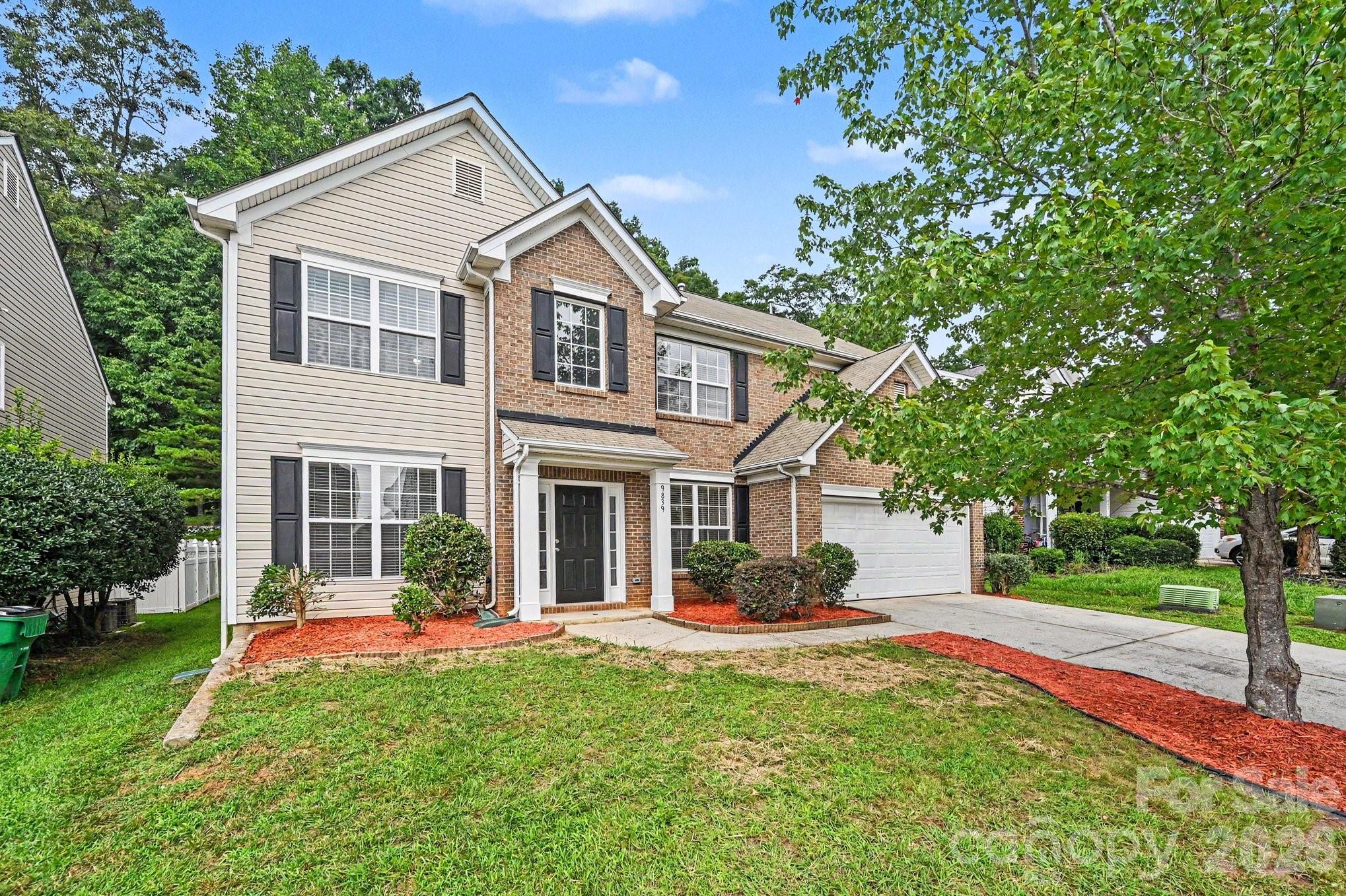 9839 Jeanette Circle — photo