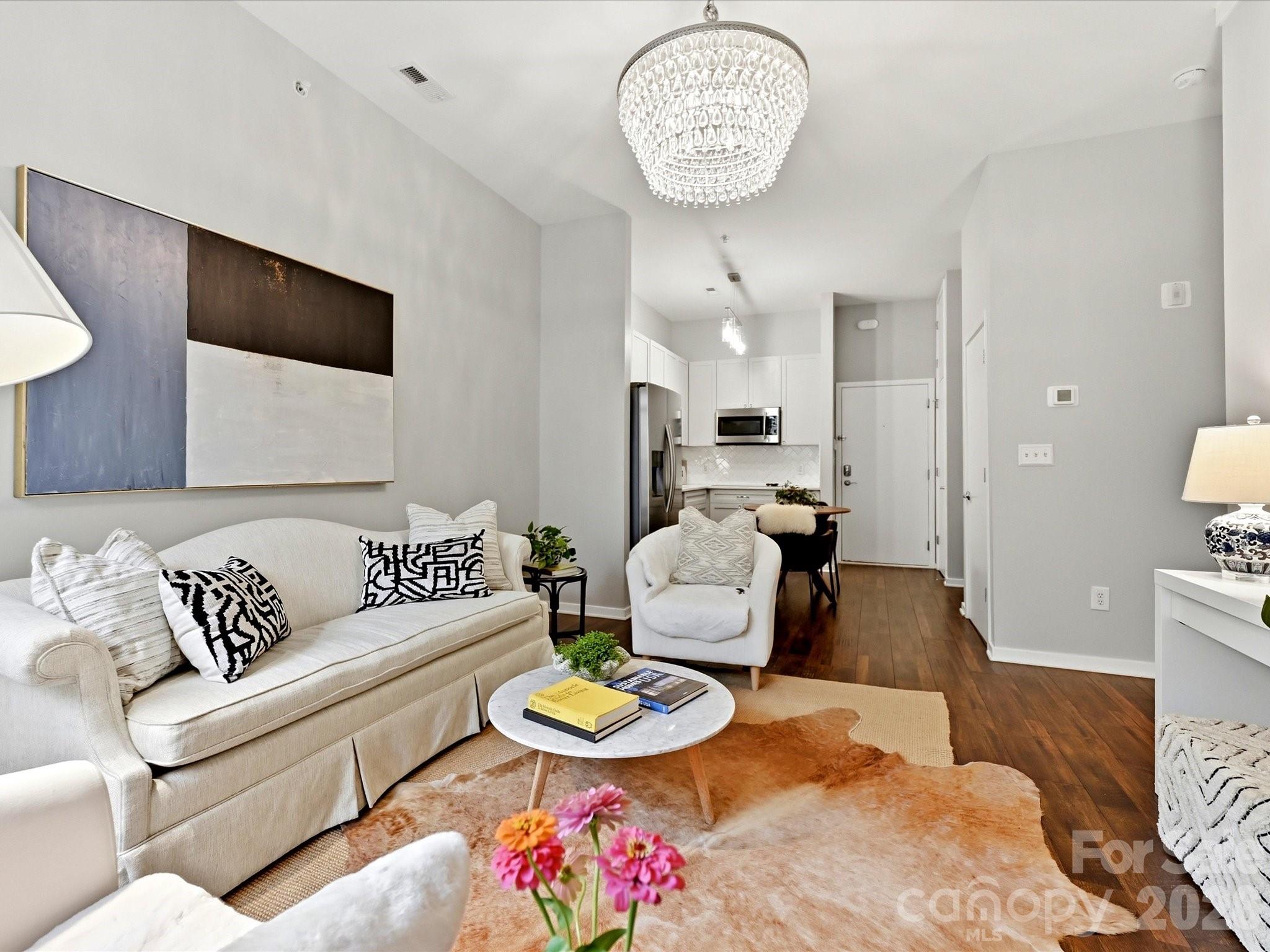 2125 Southend Drive 243 — photo