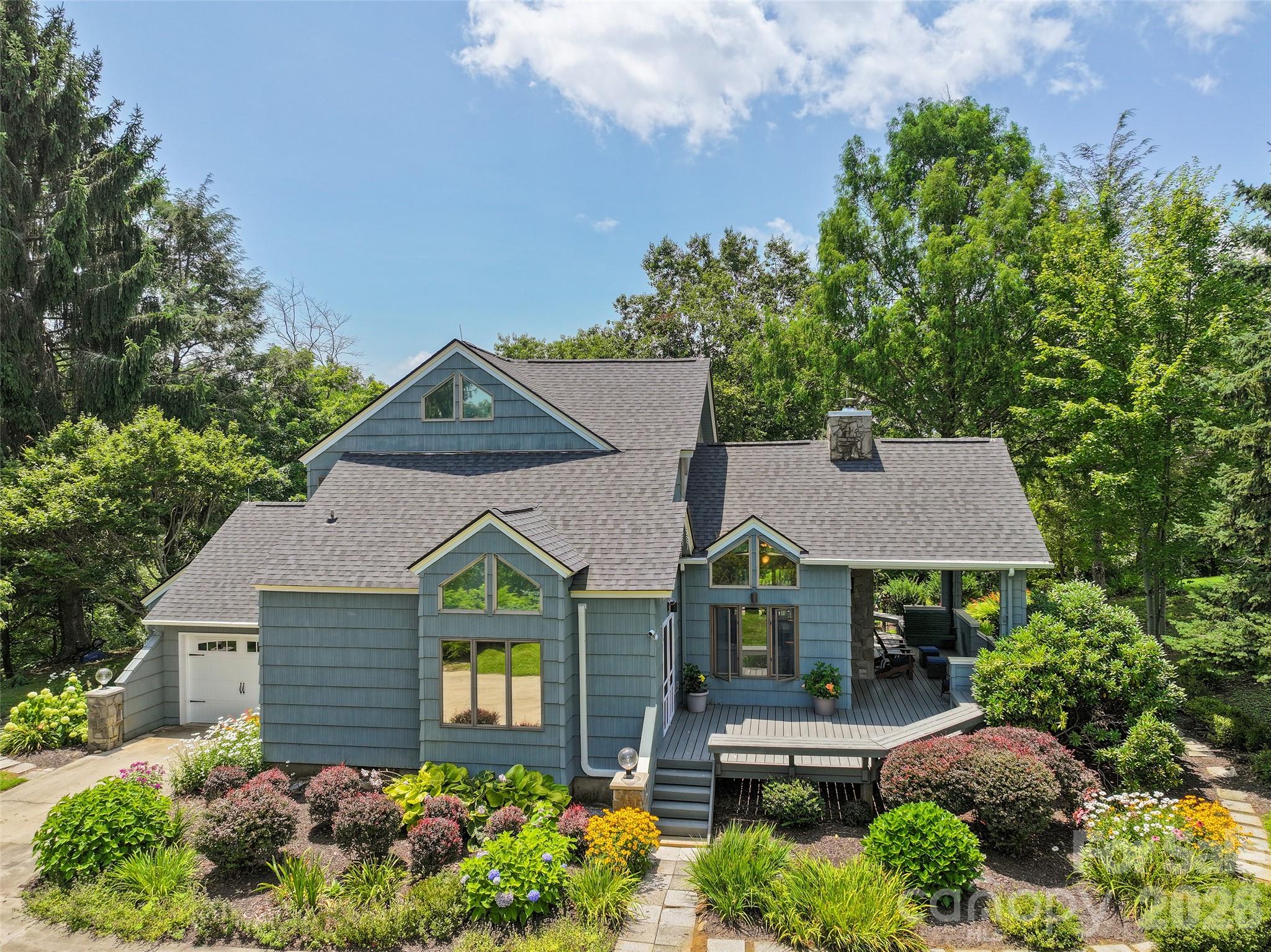 80 Strickland Drive — photo