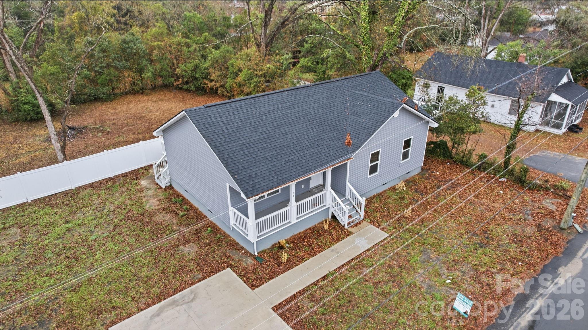 109 Haddock Road NW — photo