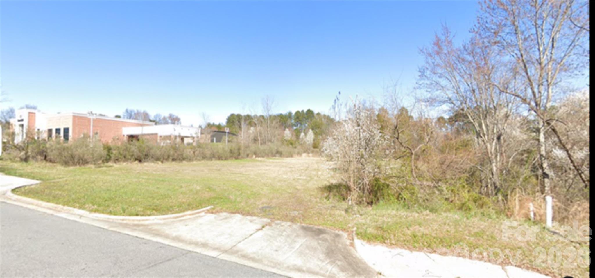 600 Penny Lane — photo