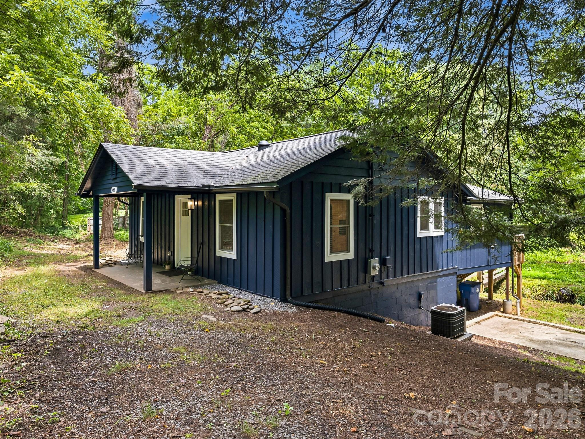 468 Governors View Road — photo