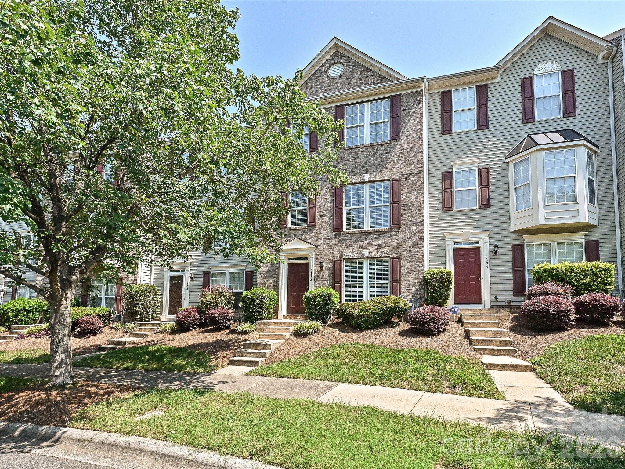 9538 Blossom Hill Drive — photo