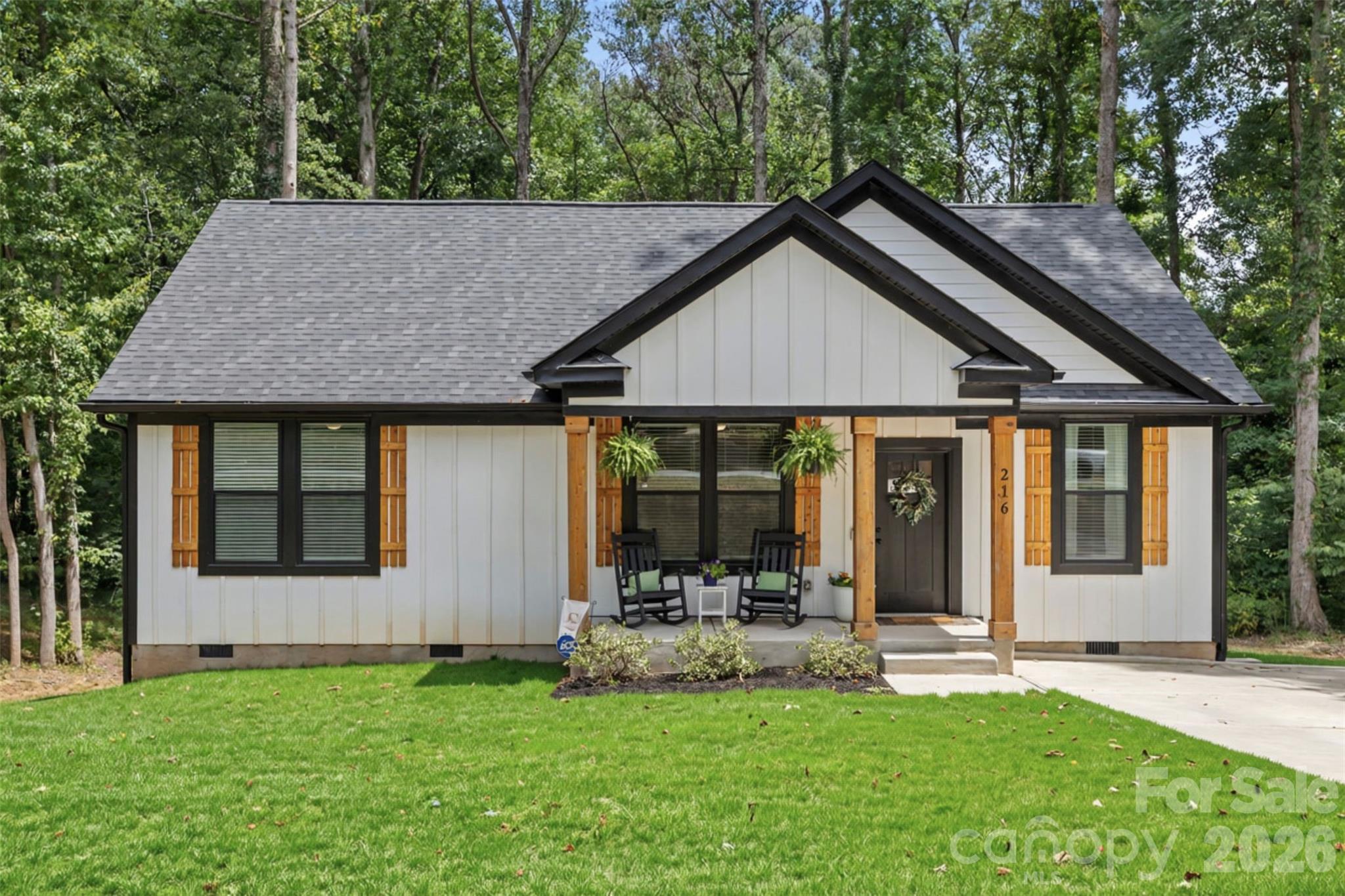 216 Briar Creek Road — photo