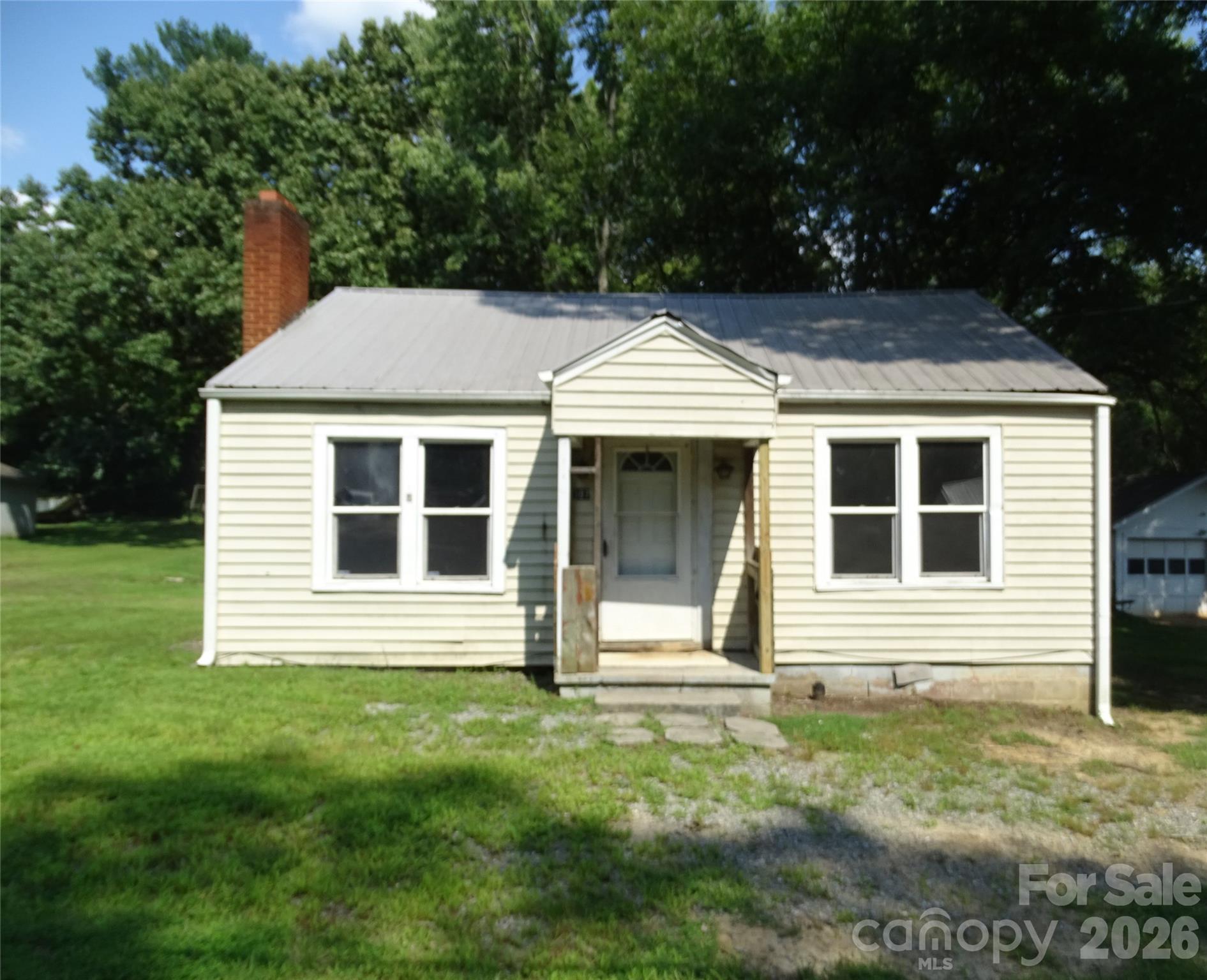 307 Goforth Drive — photo