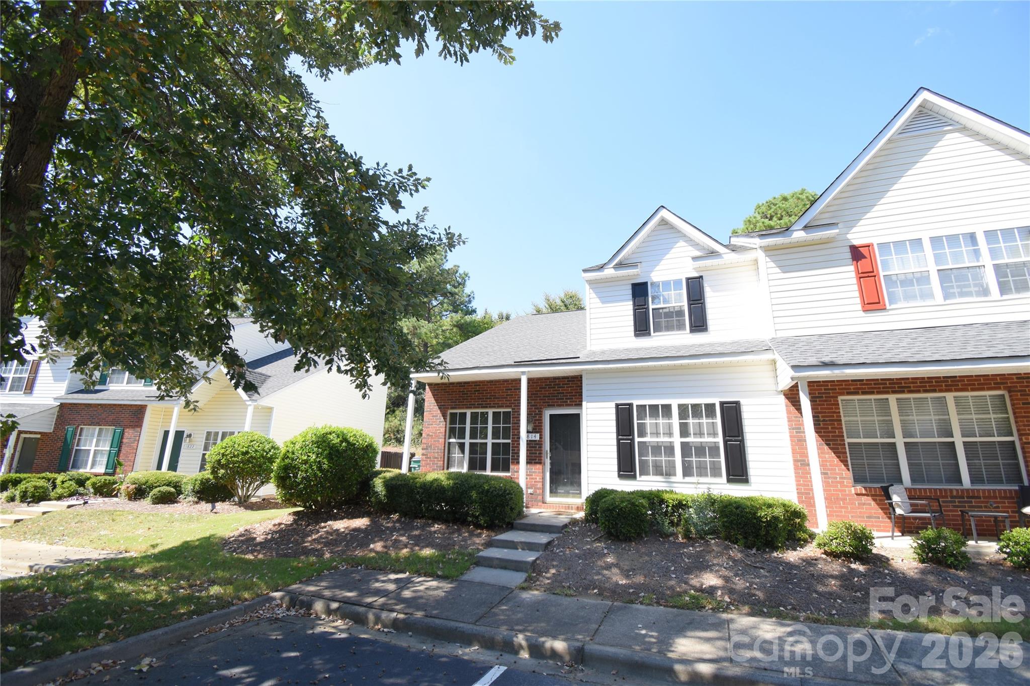 1814 Birch Heights Court — photo