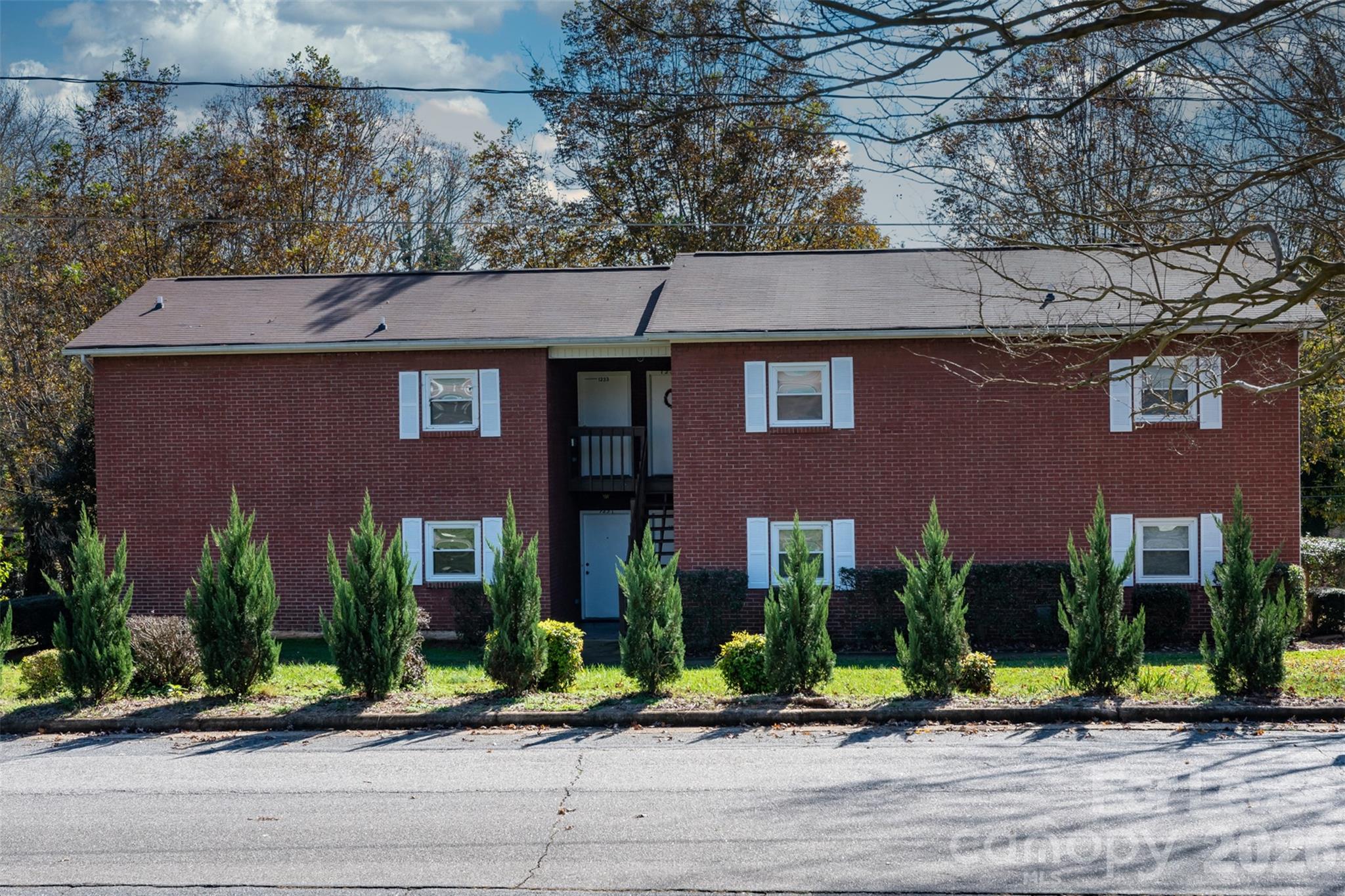 1235 15th Avenue NW — photo