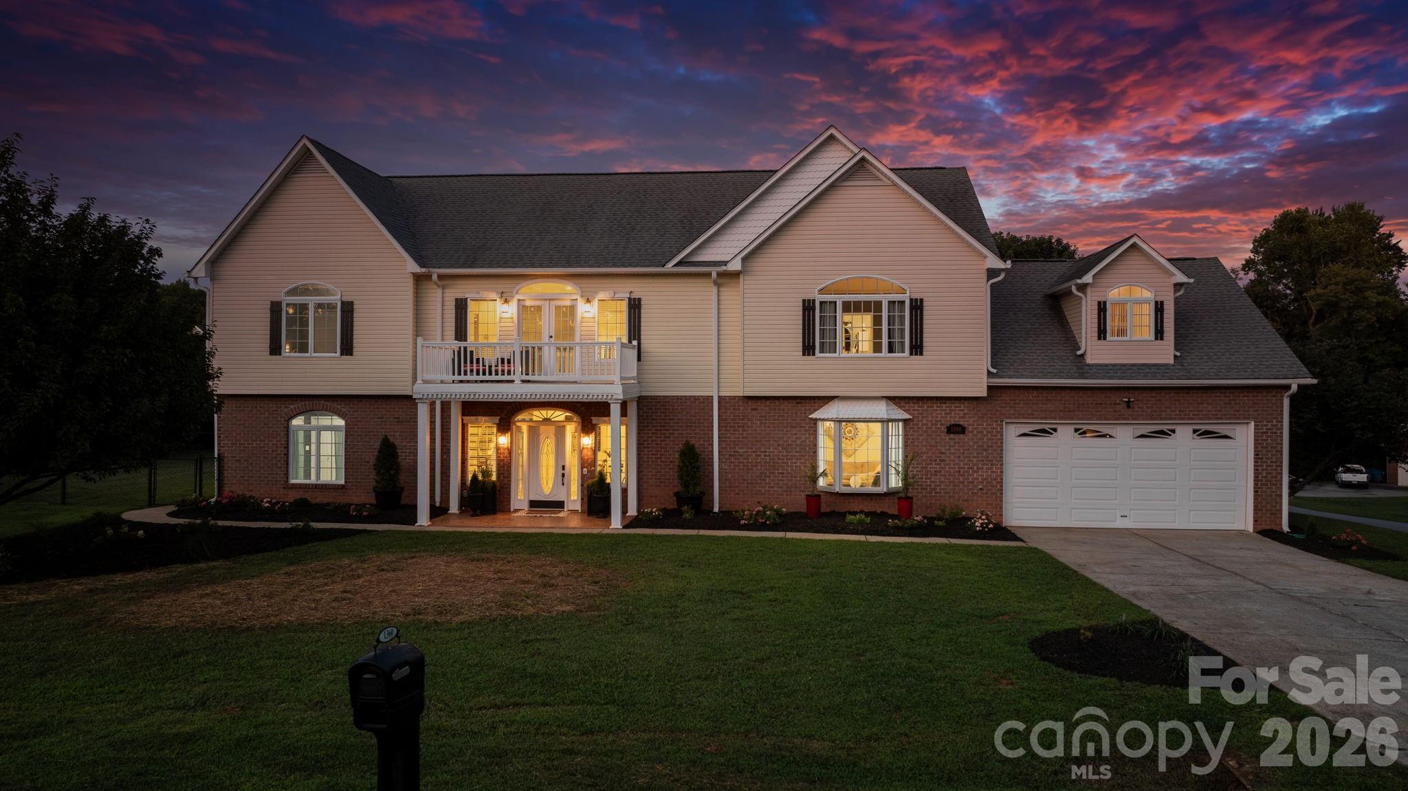 1360 Sweet Briar Lane — photo