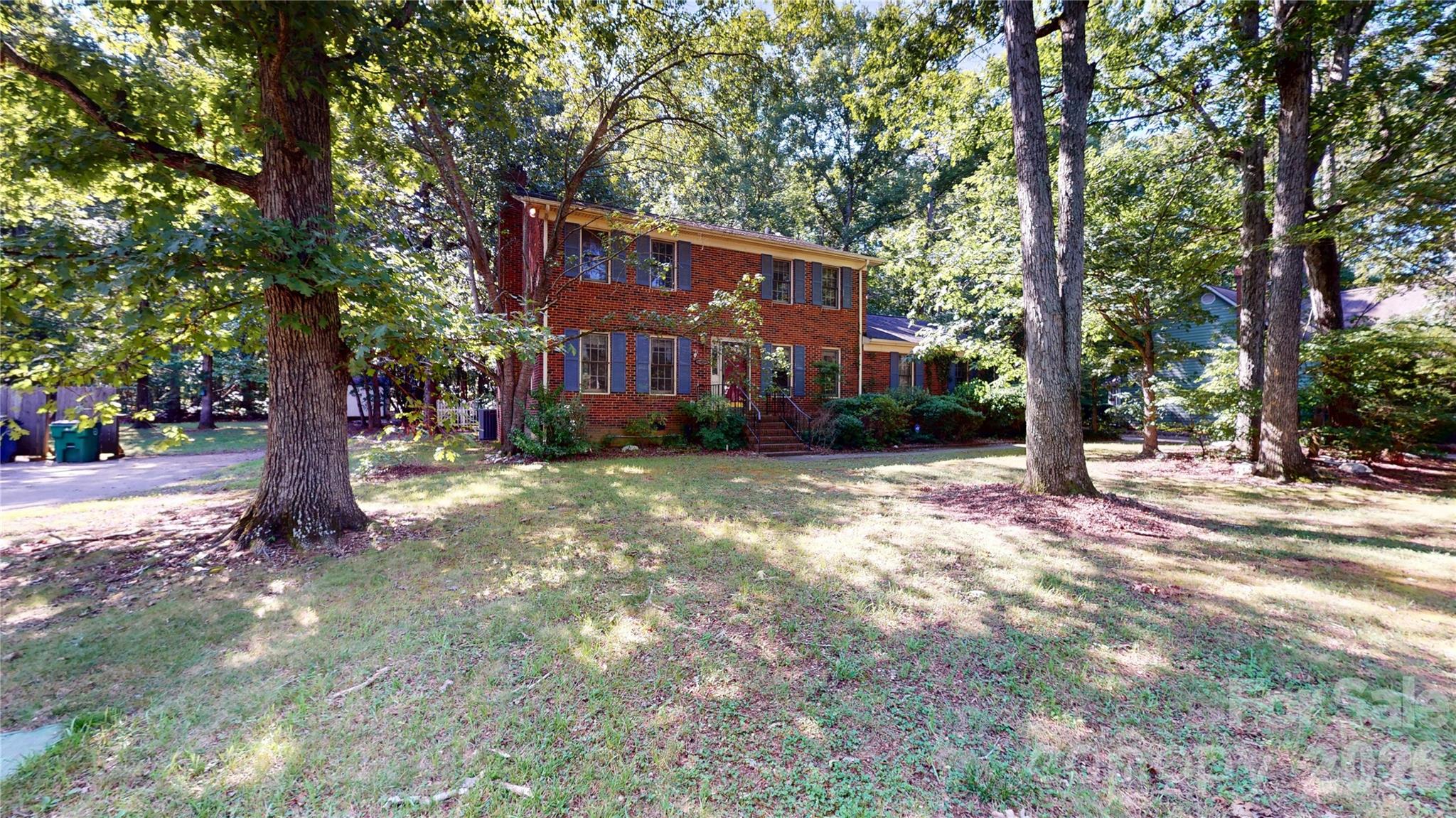 2129 Redwood Drive — photo