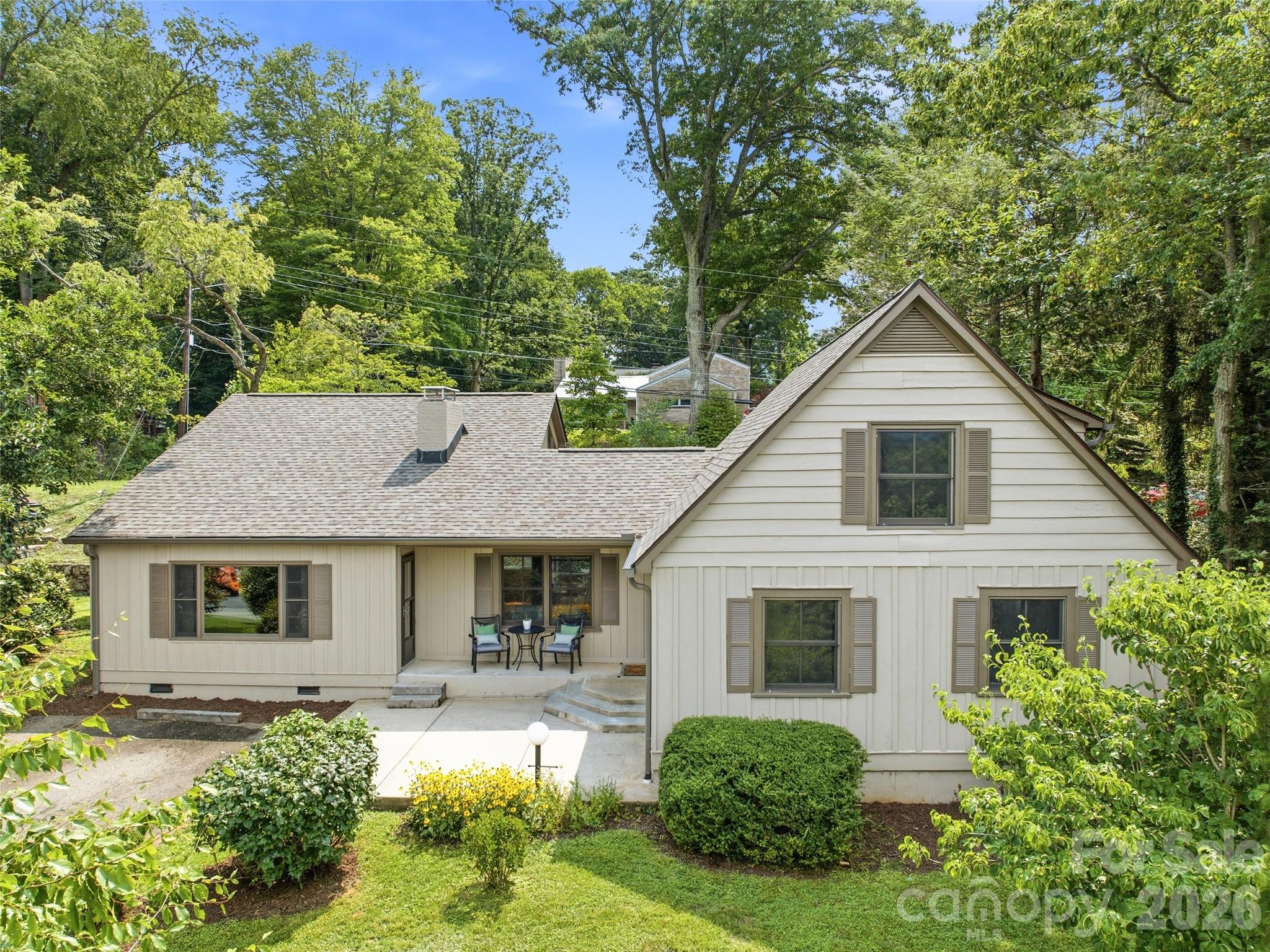 279 Longview Drive — photo