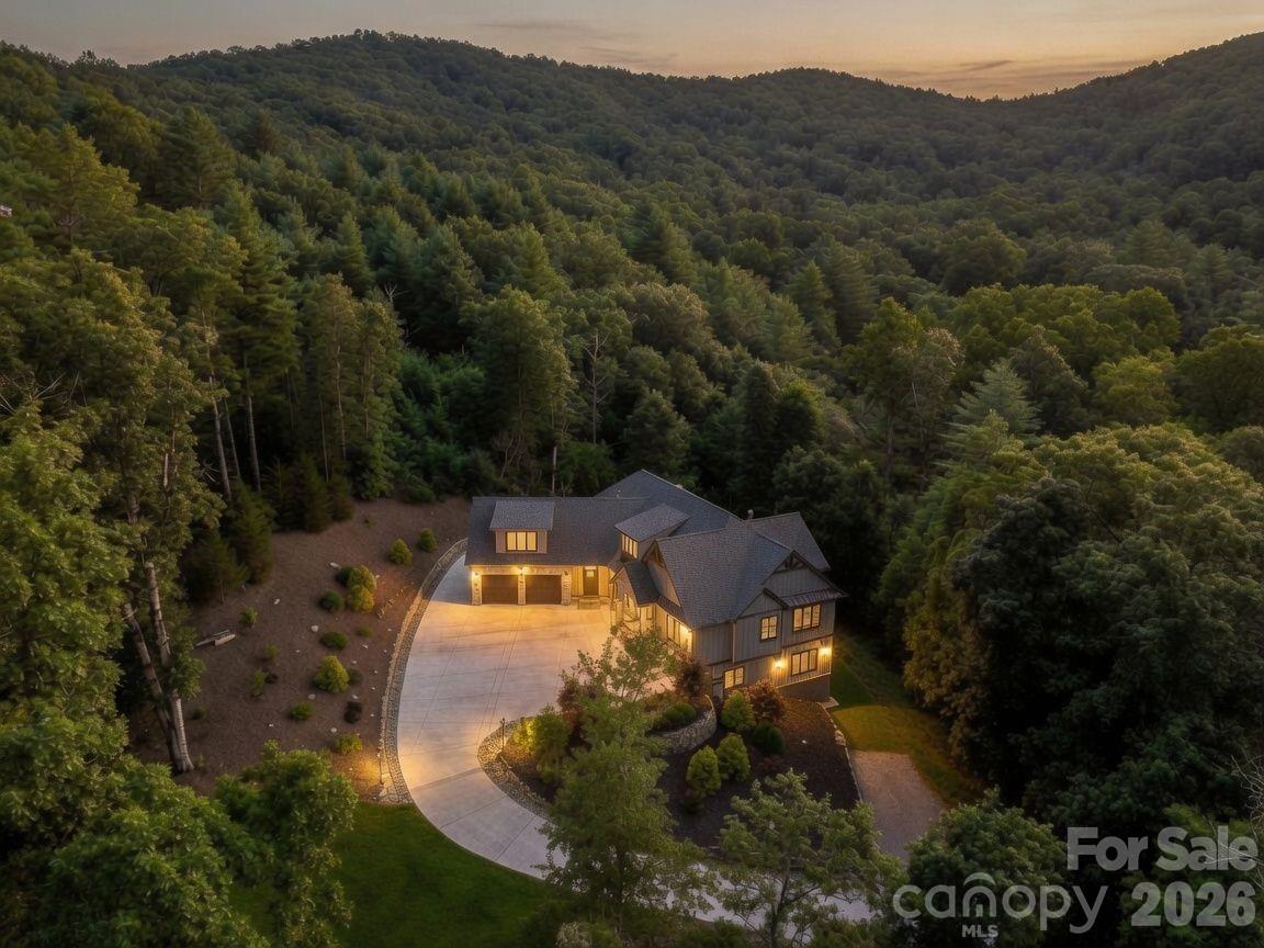 8 Lakeview Drive — photo