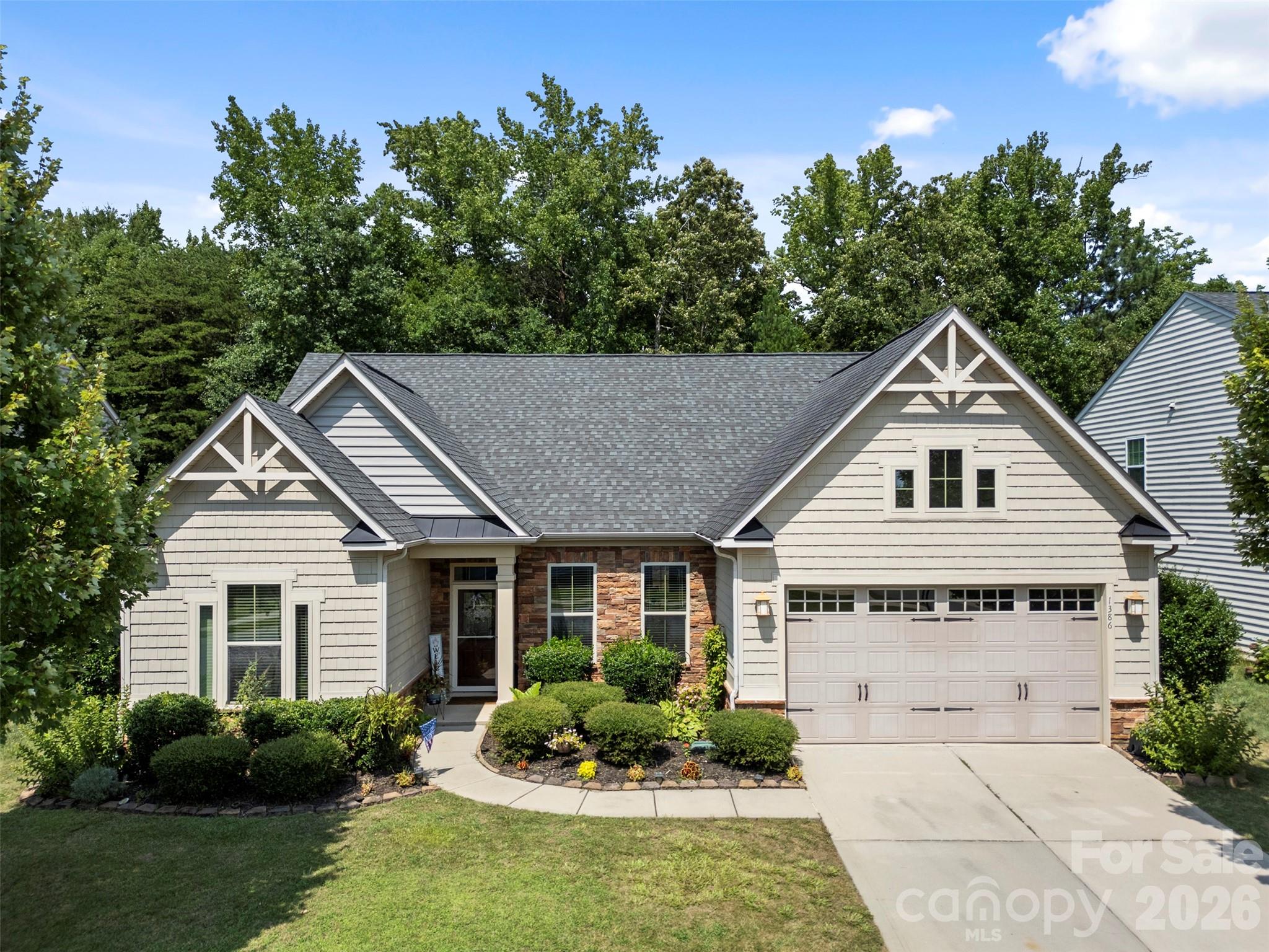 1386 Yellow Springs Drive — photo