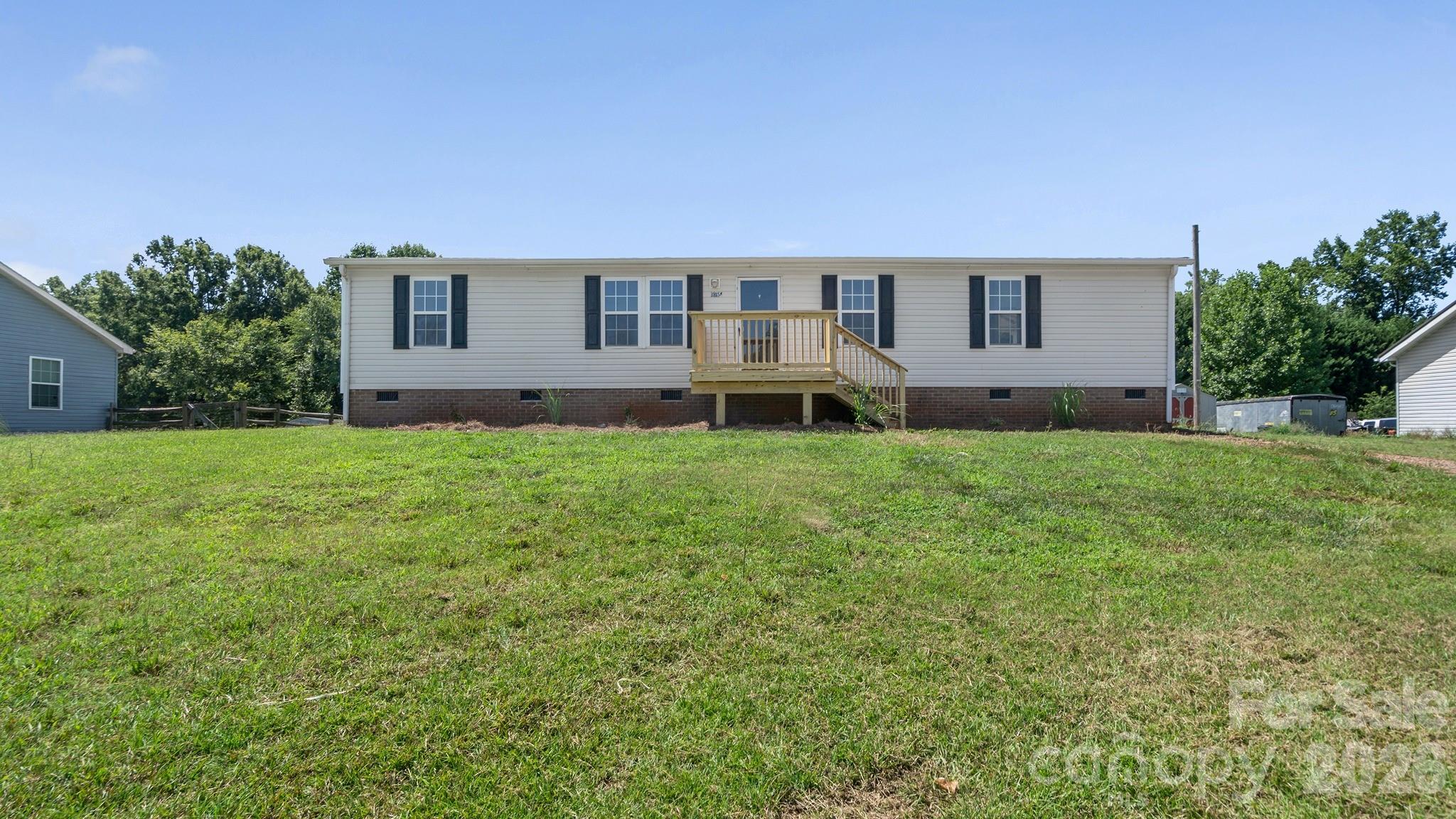 178 Zircon Drive — photo