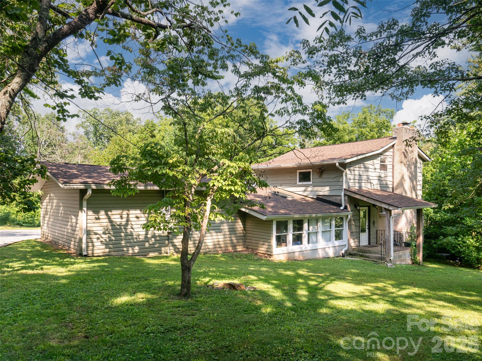 61 Sherwood Forest Drive — photo