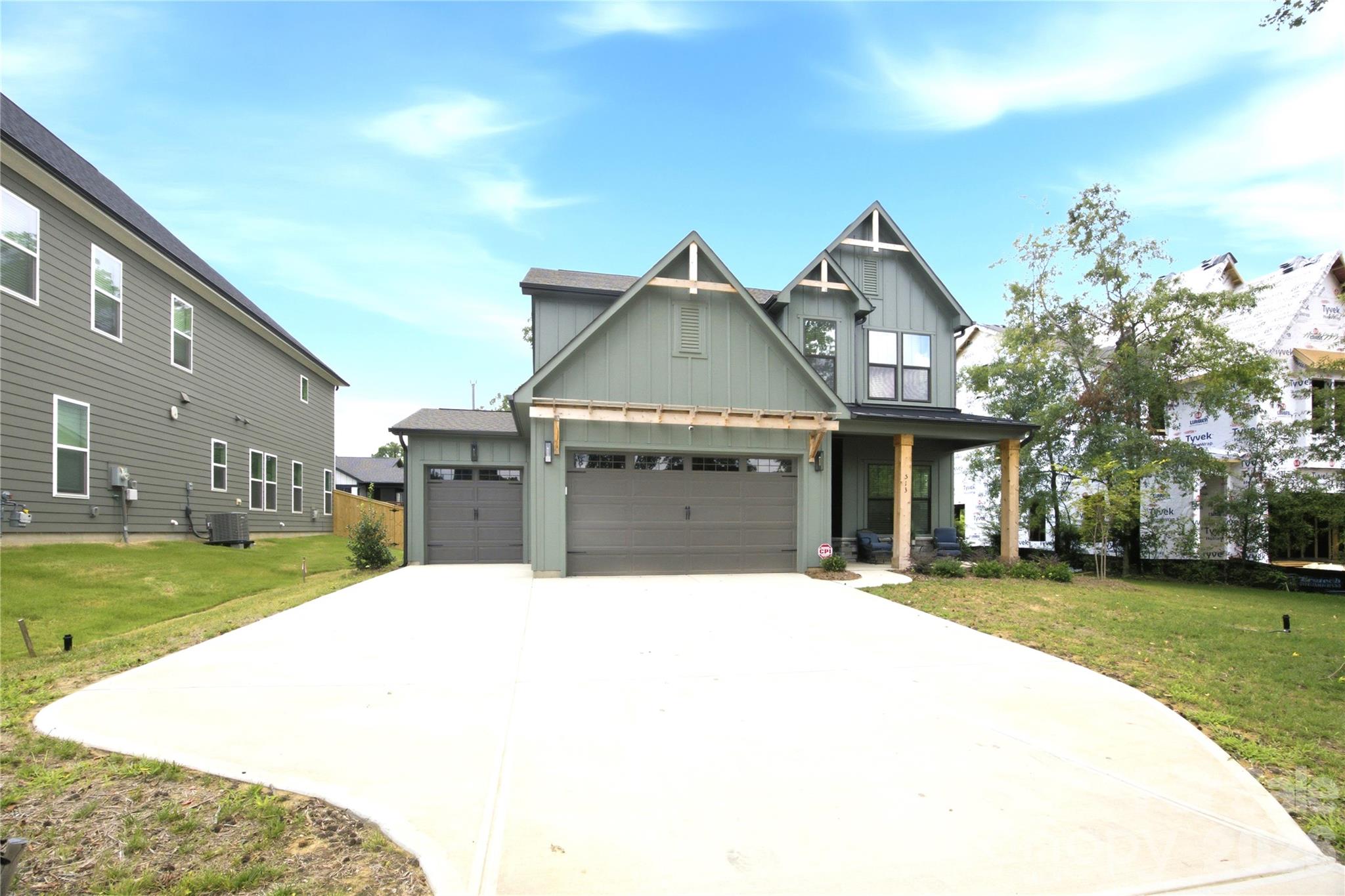 513 Bowman Road — photo
