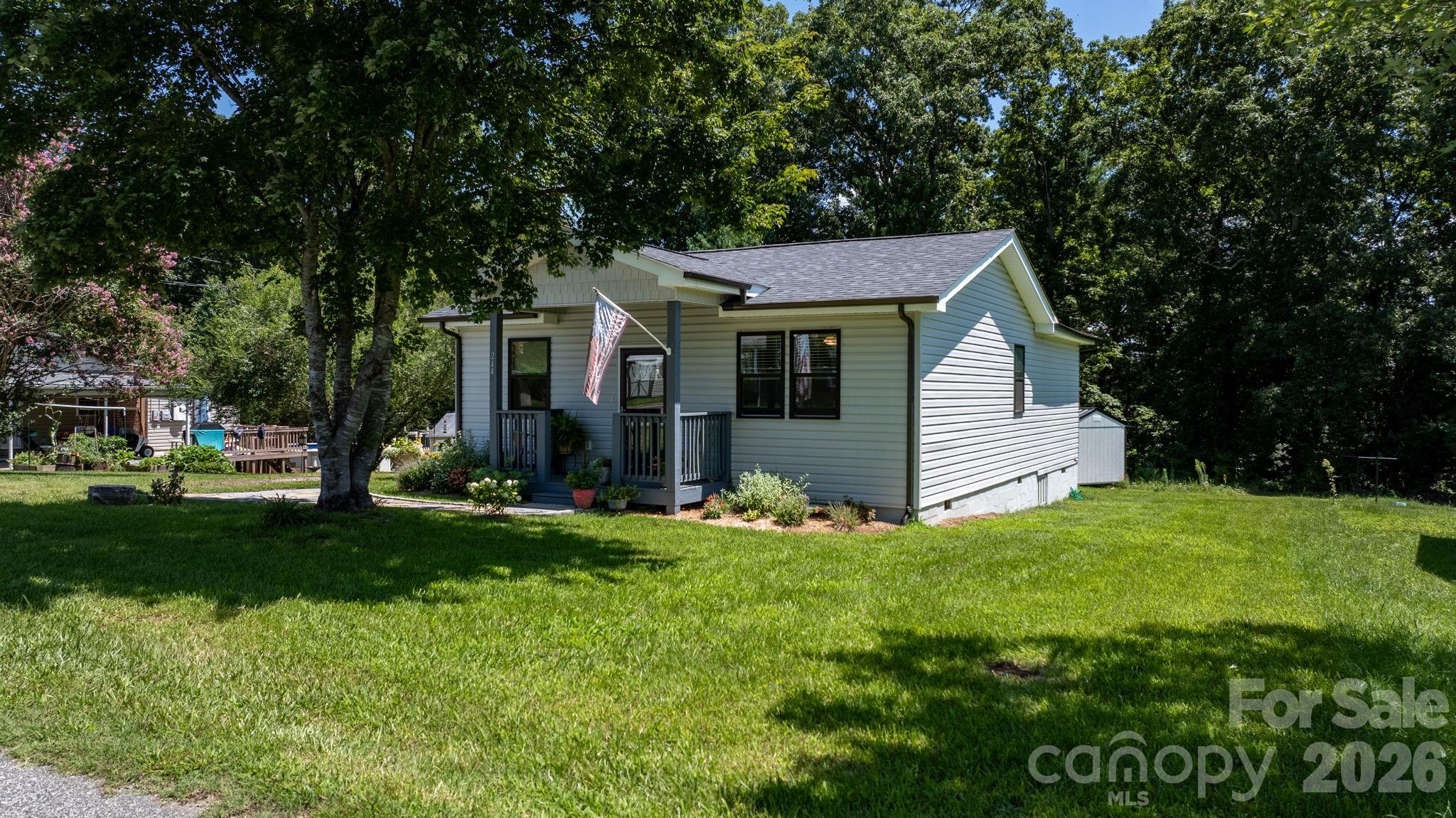 244 Holly Street — photo