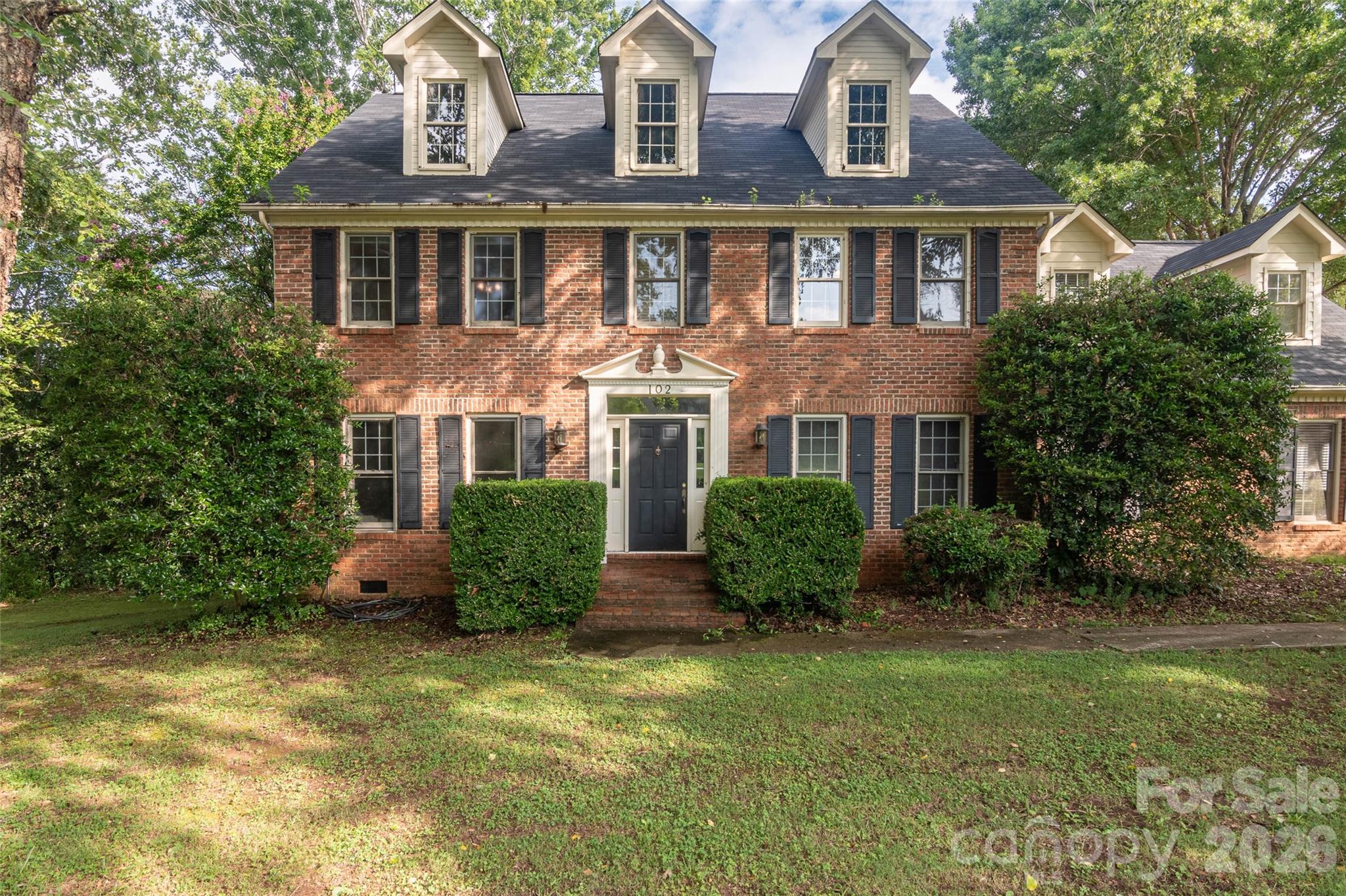 102 Ridgeview Drive — photo