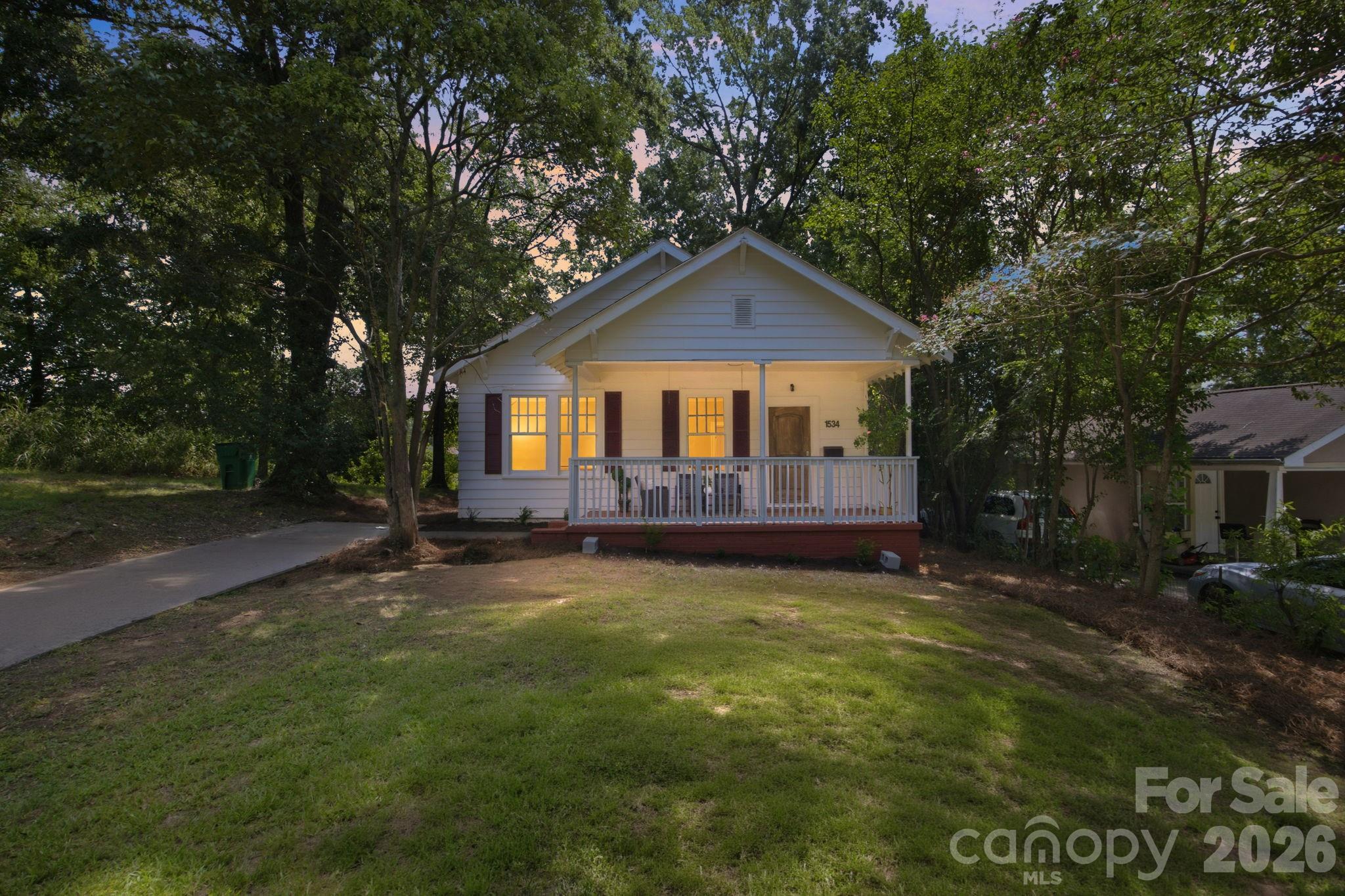1534 Jennings Street — photo