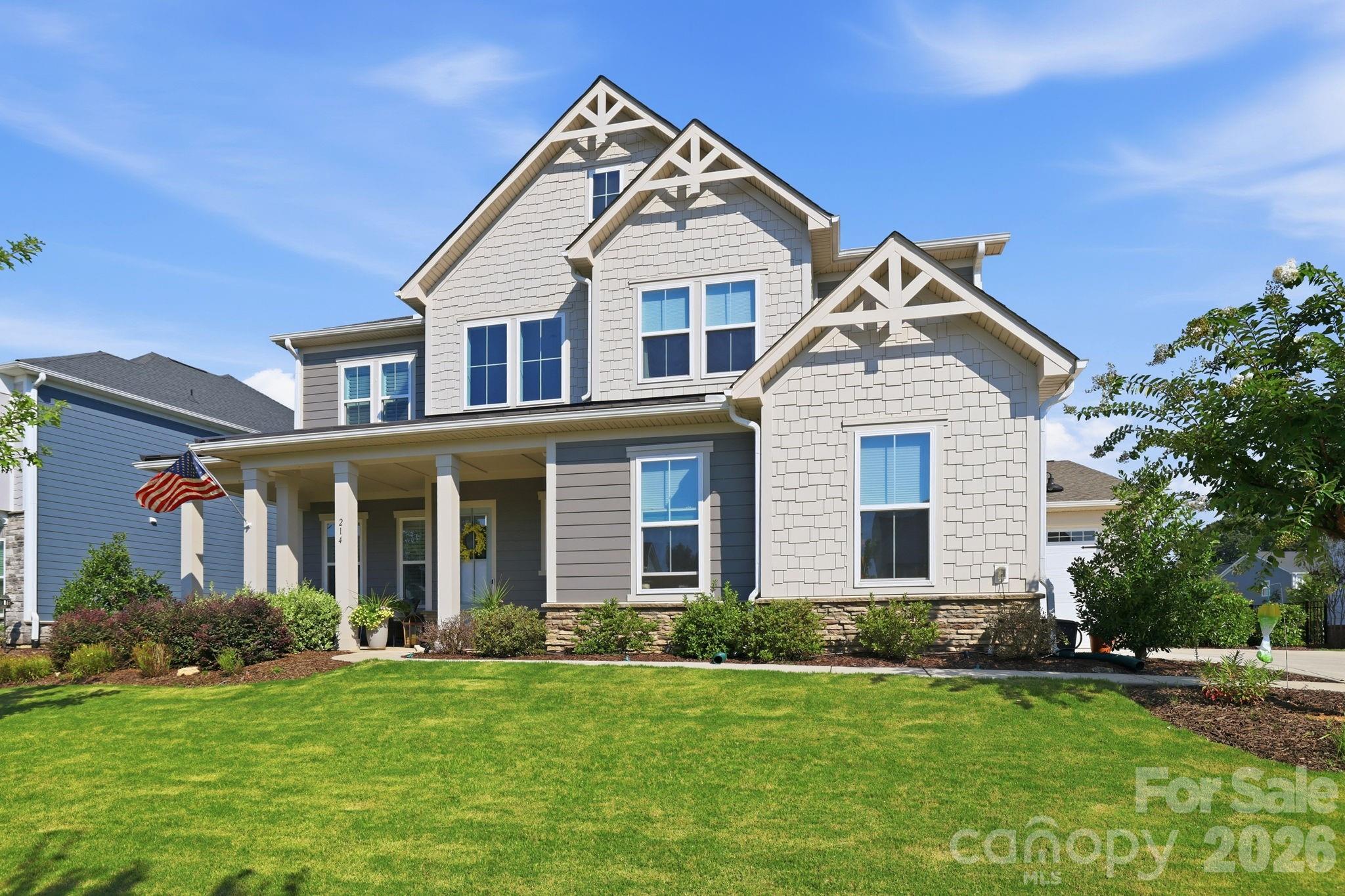 214 Lanyard Lane — photo