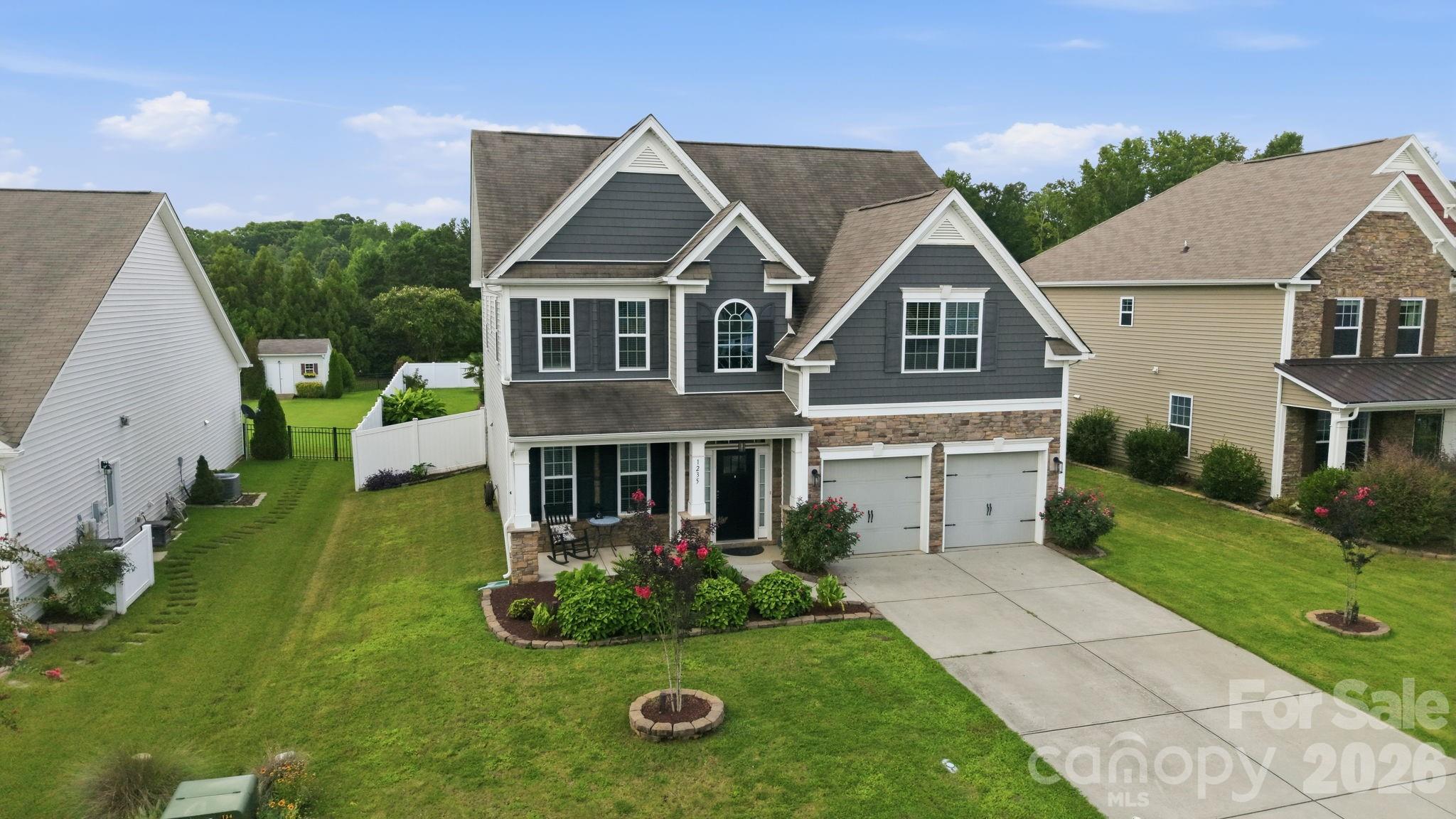 1235 Horsesugar Road — photo