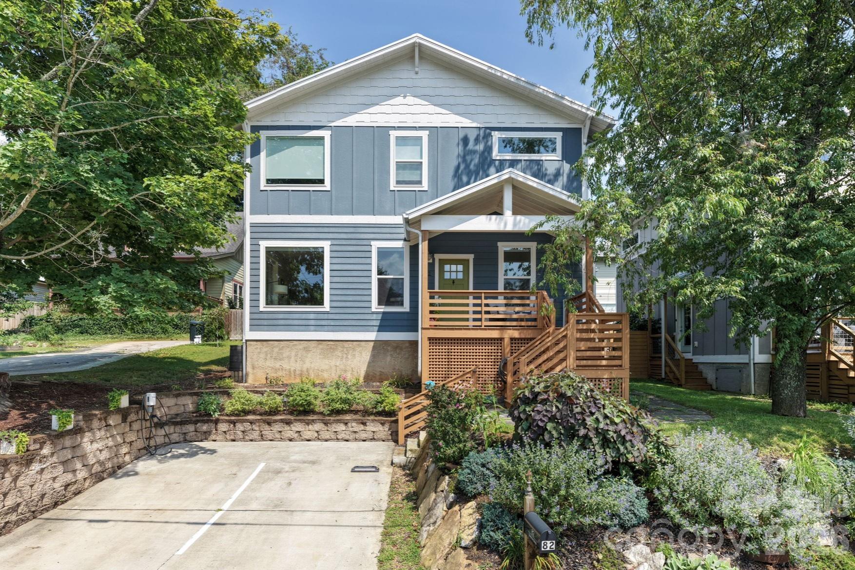 82 Frances Street — photo