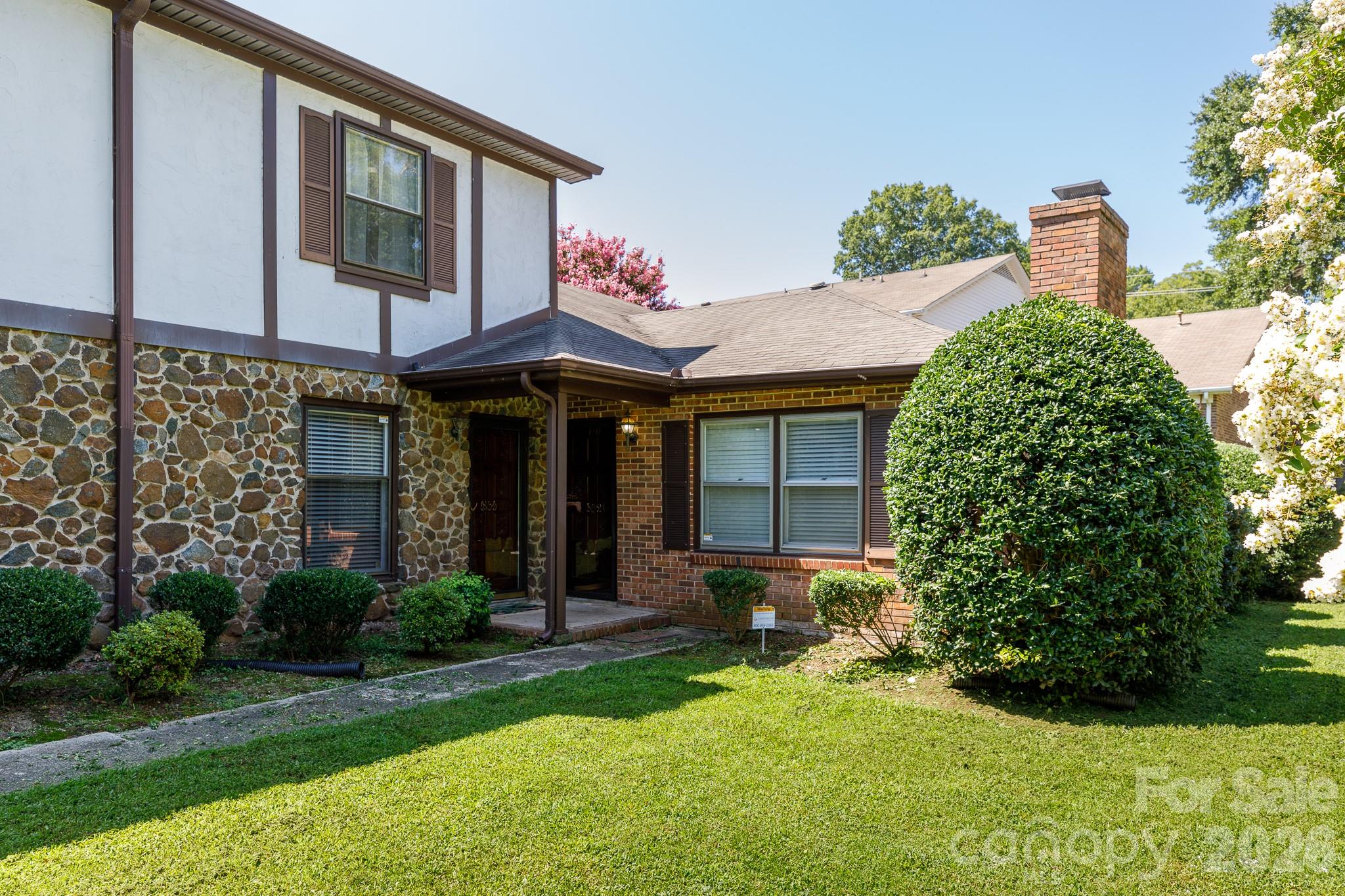 150 Grady Drive — photo