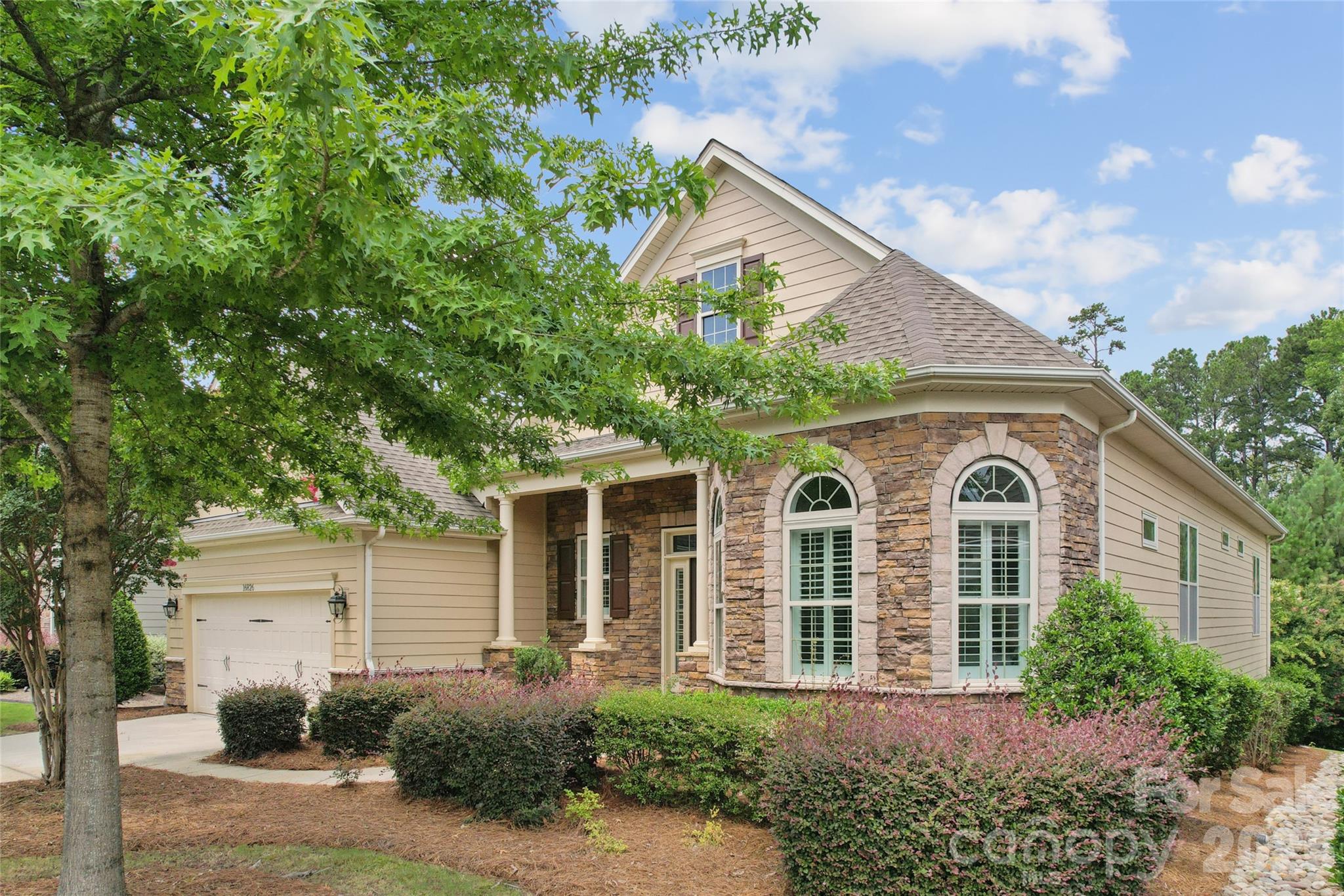 16826 Coves Edge Lane — photo