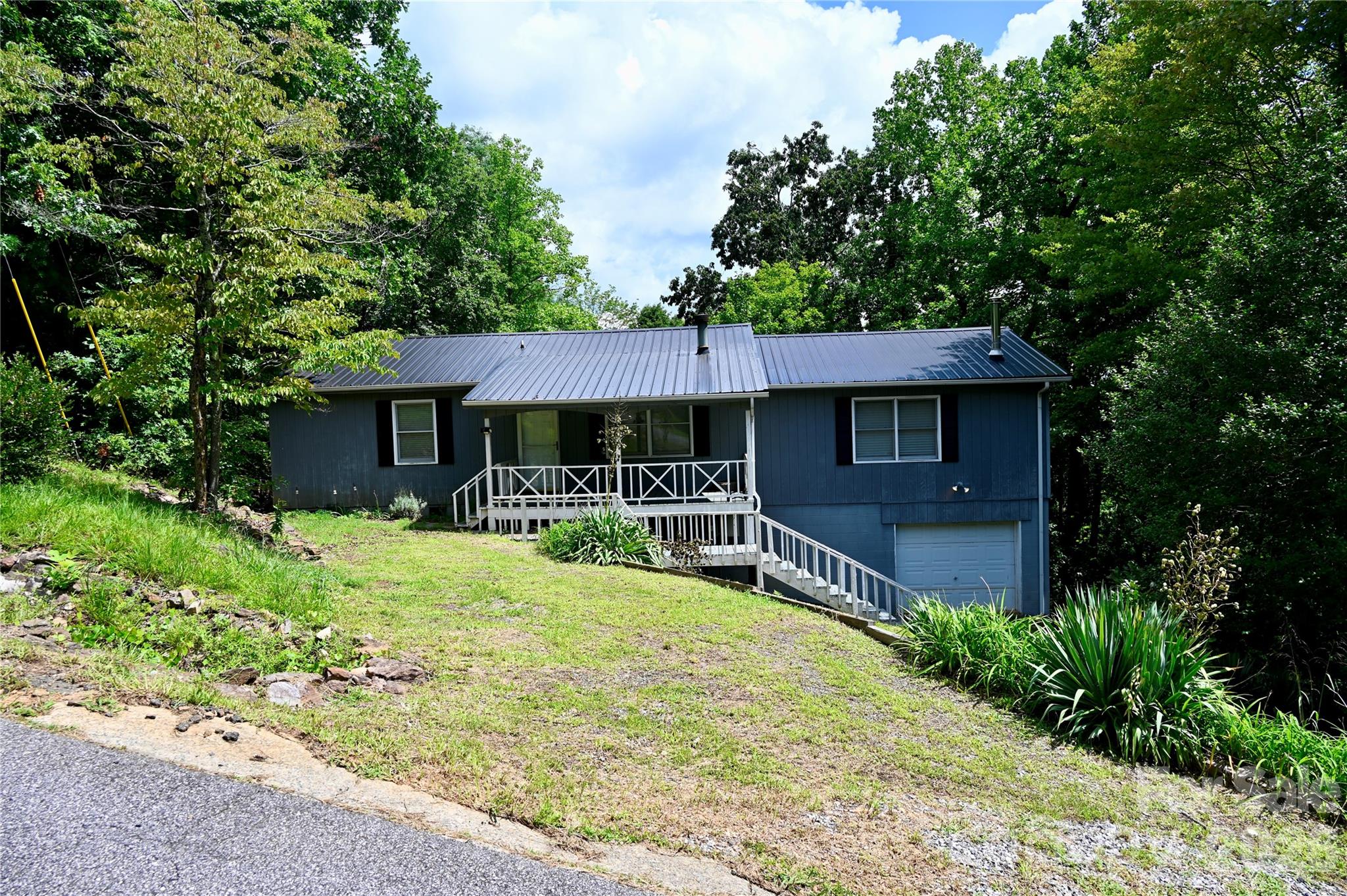 3166 Holly Road — photo