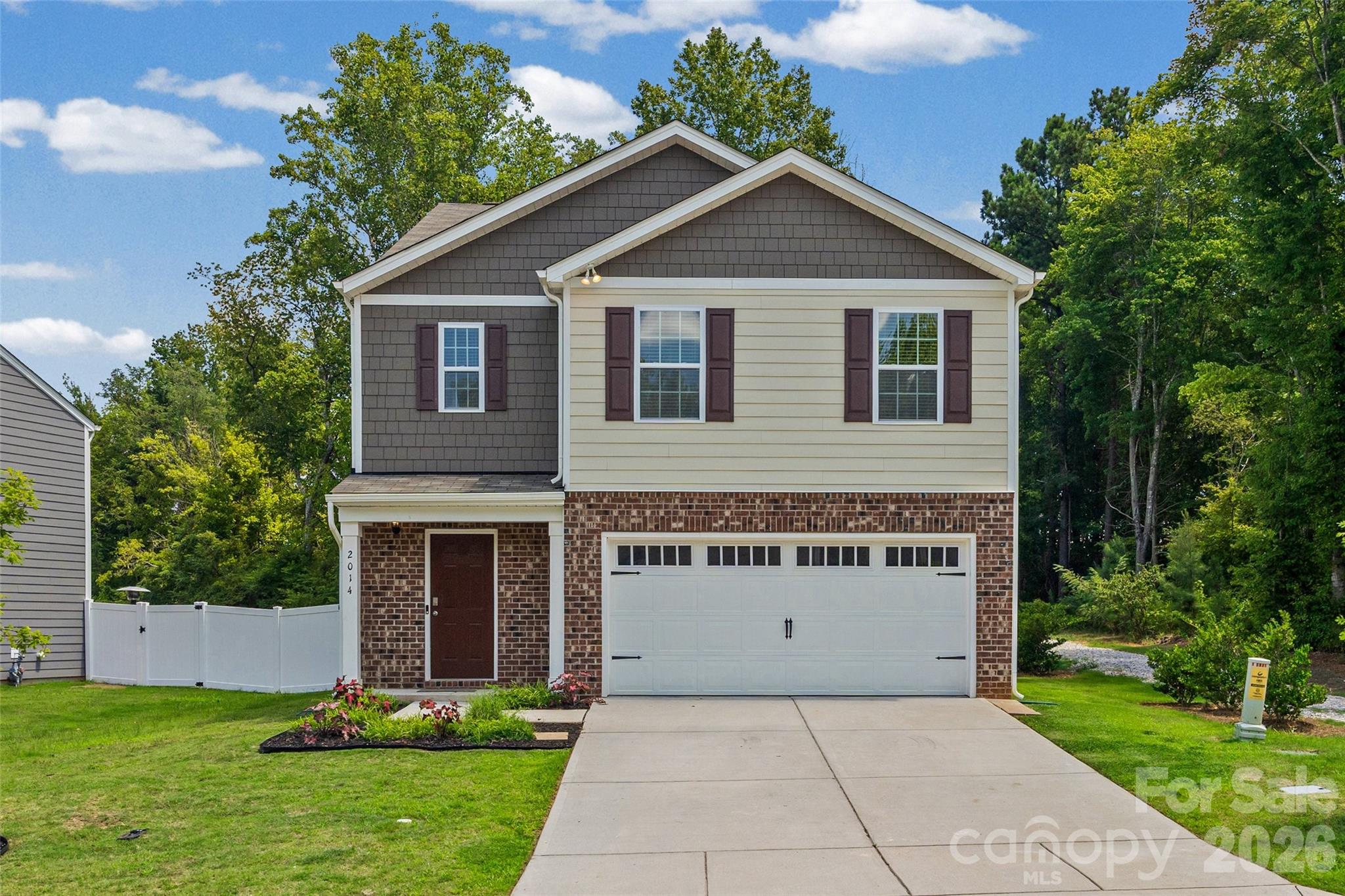 2014 Redstone Drive — photo