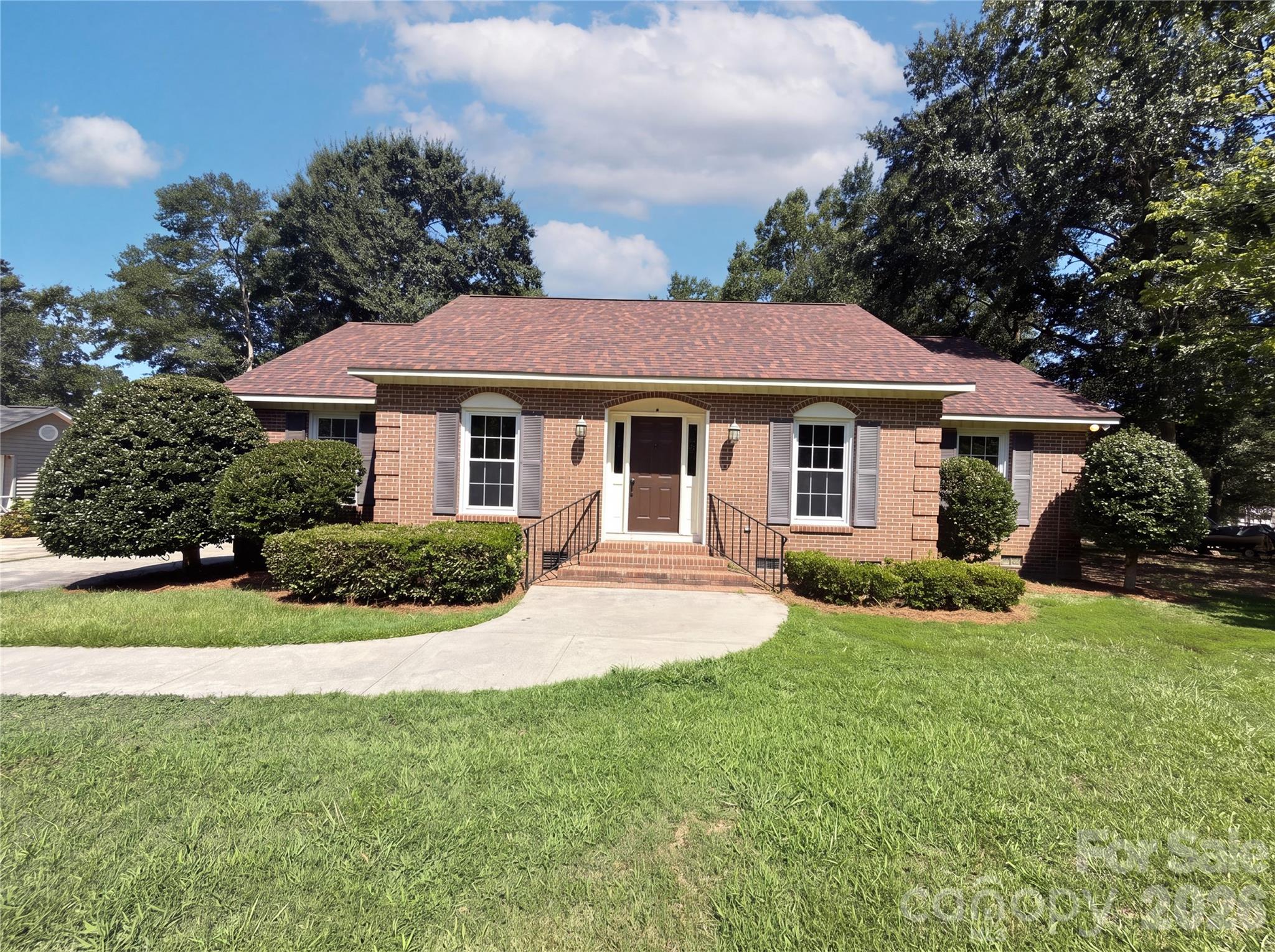 2592 Tully Court — photo