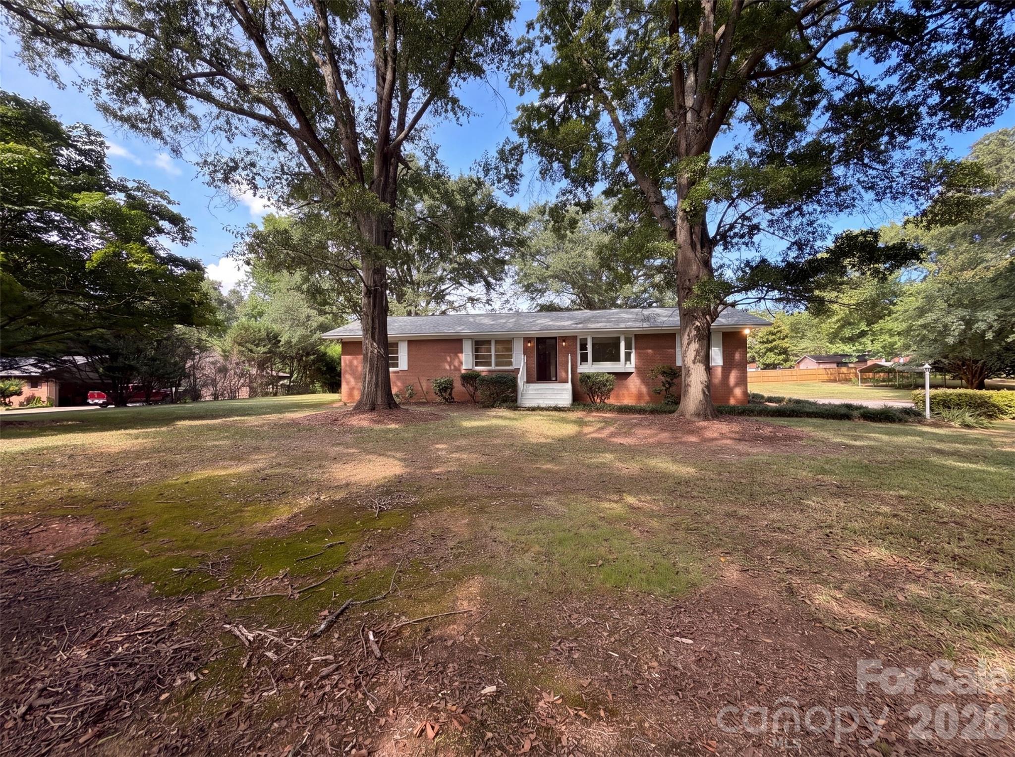 1077 Allendale Circle — photo