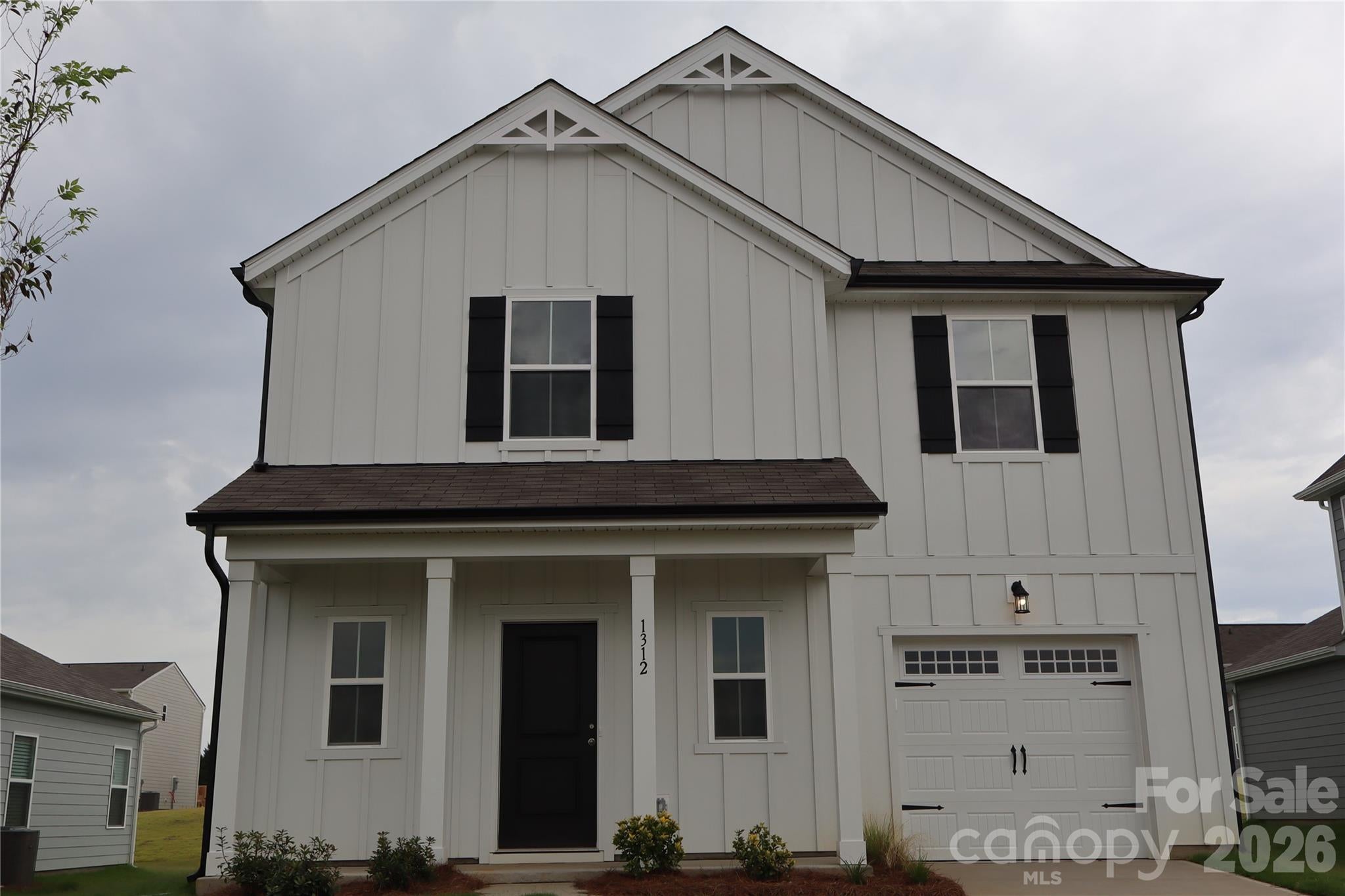 1312 Chiefs Lane — photo